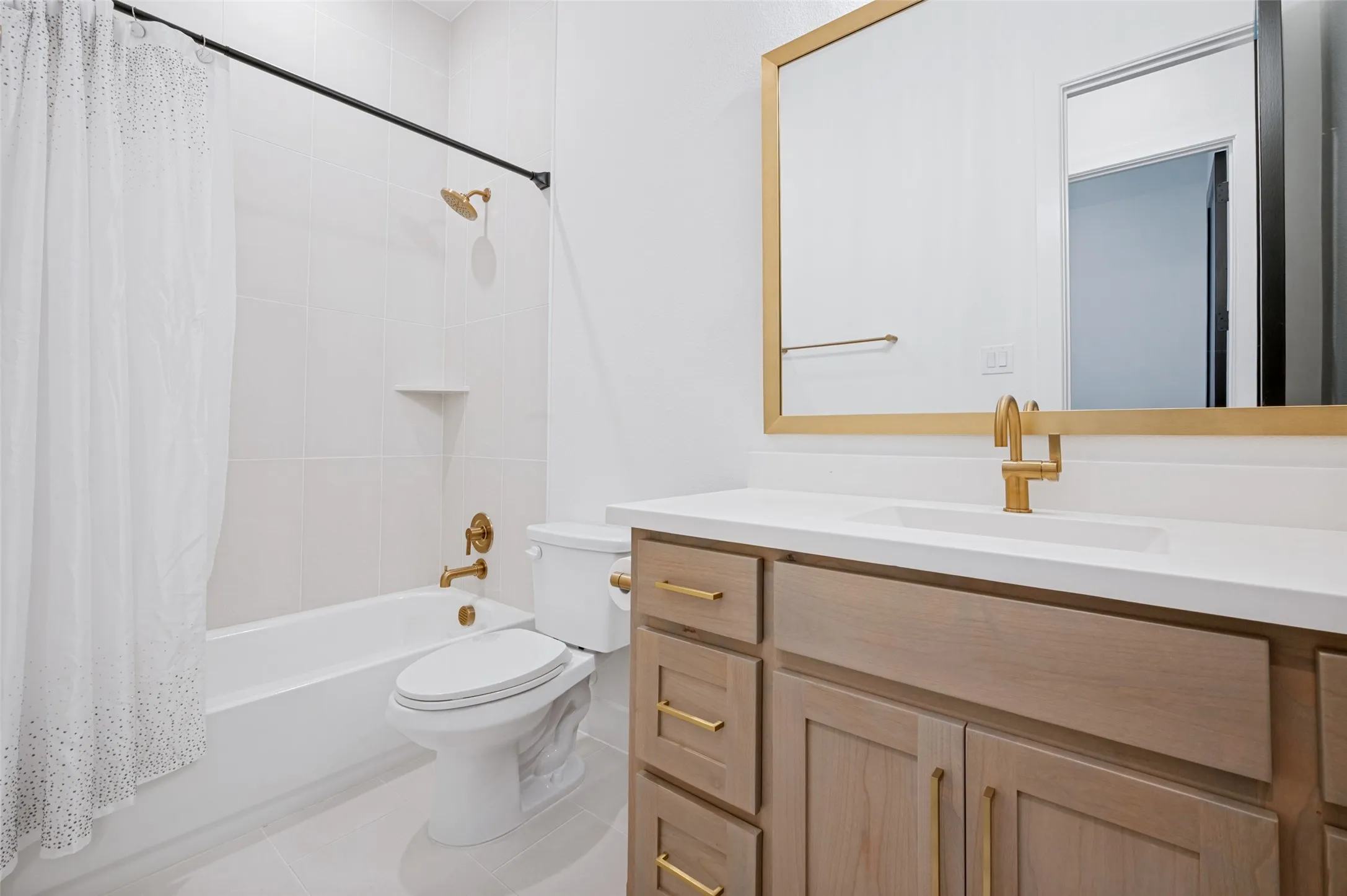 Single Family Residence For Sale in Denton County , 4400 Meander Way, Celina, Texas 75078, 4 Bedrooms, 6 Bathrooms, 4 Garage spaces, 3,699 Sqft, built in 2024, Price $1,162,000, mls#21264647, Real Estate Agent in Celina, Homes For Sale in Denton county, Homes For Sale in Celina, Realtor in Celina Texas, Real Estate Brokerage Independent Realty Texas, Luminita Cordes Realtor