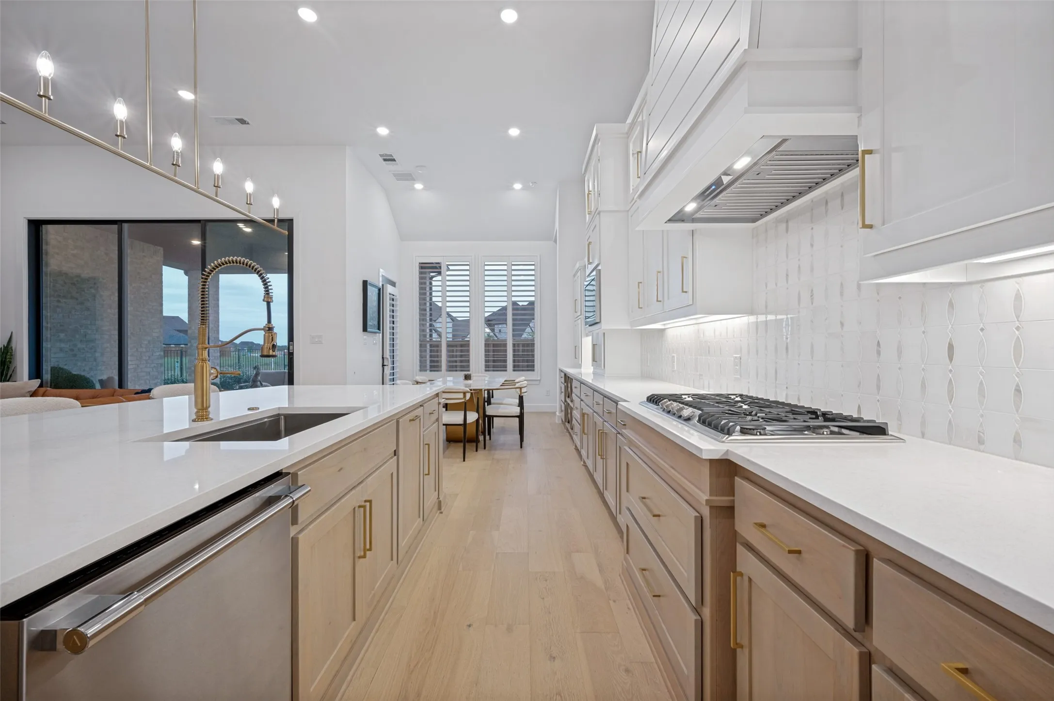Single Family Residence For Sale in Denton County , 4400 Meander Way, Celina, Texas 75078, 4 Bedrooms, 6 Bathrooms, 4 Garage spaces, 3,699 Sqft, built in 2024, Price $1,162,000, mls#21264647, Real Estate Agent in Celina, Homes For Sale in Denton county, Homes For Sale in Celina, Realtor in Celina Texas, Real Estate Brokerage Independent Realty Texas, Luminita Cordes Realtor