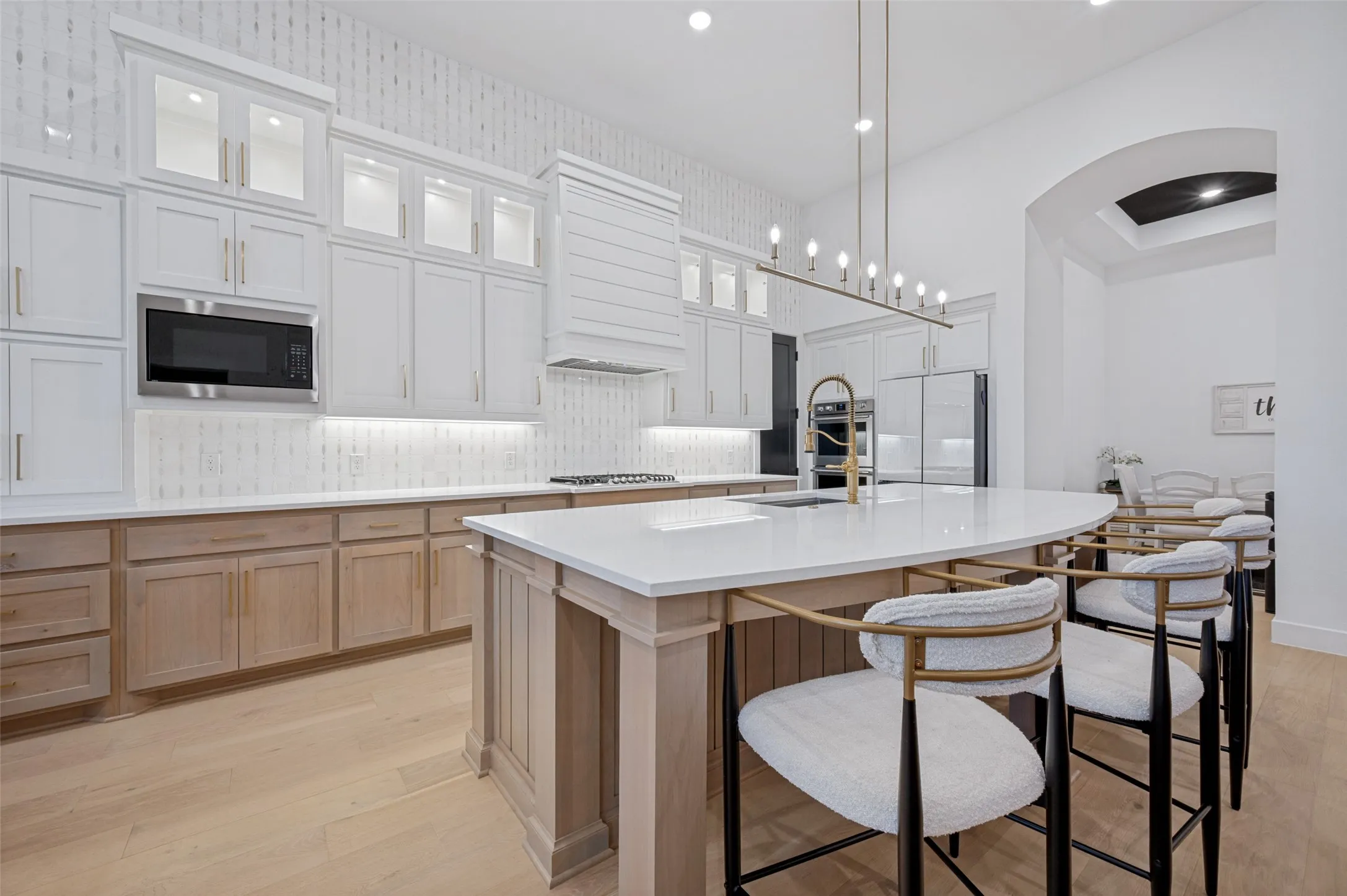 Single Family Residence For Sale in Denton County , 4400 Meander Way, Celina, Texas 75078, 4 Bedrooms, 6 Bathrooms, 4 Garage spaces, 3,699 Sqft, built in 2024, Price $1,162,000, mls#21264647, Real Estate Agent in Celina, Homes For Sale in Denton county, Homes For Sale in Celina, Realtor in Celina Texas, Real Estate Brokerage Independent Realty Texas, Luminita Cordes Realtor