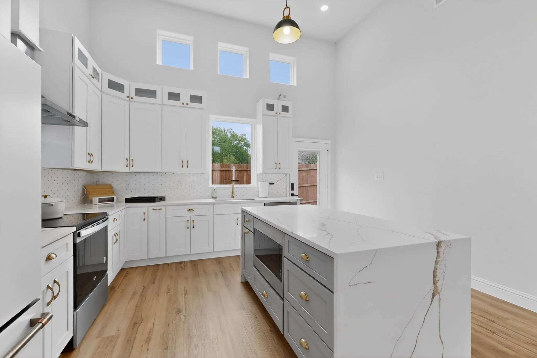 Single Family Residence For Sale in Hood County , 5707 San Jacinto Drive, Granbury, Texas 76048, 3 Bedroom, 2 Bathroom, 1 Garage spaces, 1,704 Sqft, built in 2025, Price $273,000, mls#21264710, Real Estate Agent in Granbury, Homes For Sale in Hood county, Homes For Sale in Granbury, Realtor in Granbury Texas, Real Estate Brokerage Independent Realty Texas, Luminita Cordes Realtor
