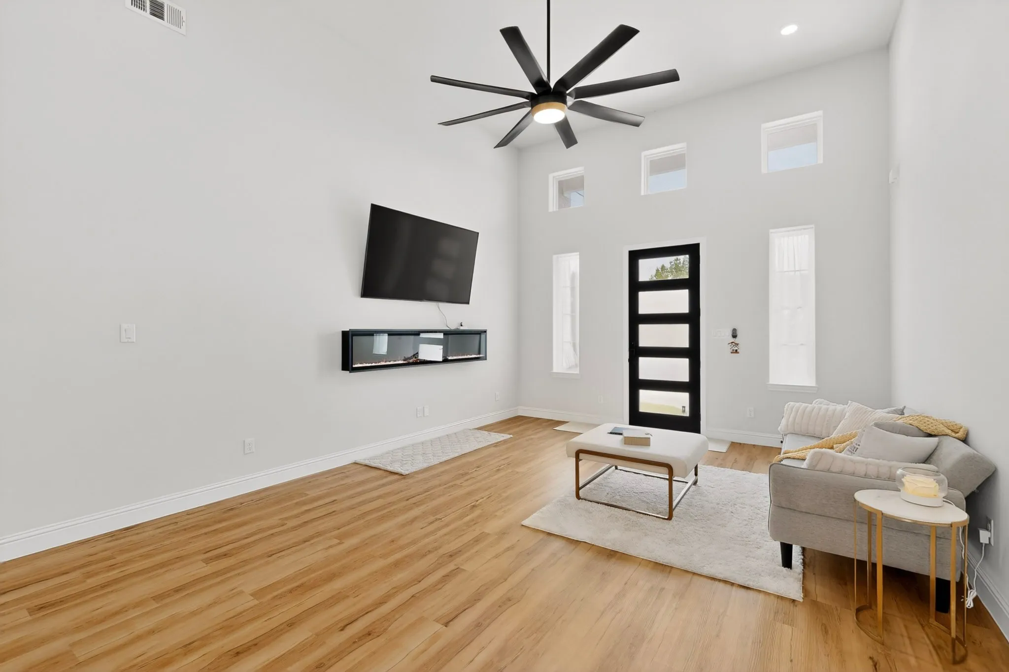 Single Family Residence For Sale in Hood County , 5707 San Jacinto Drive, Granbury, Texas 76048, 3 Bedroom, 2 Bathroom, 1 Garage spaces, 1,704 Sqft, built in 2025, Price $273,000, mls#21264710, Real Estate Agent in Granbury, Homes For Sale in Hood county, Homes For Sale in Granbury, Realtor in Granbury Texas, Real Estate Brokerage Independent Realty Texas, Luminita Cordes Realtor