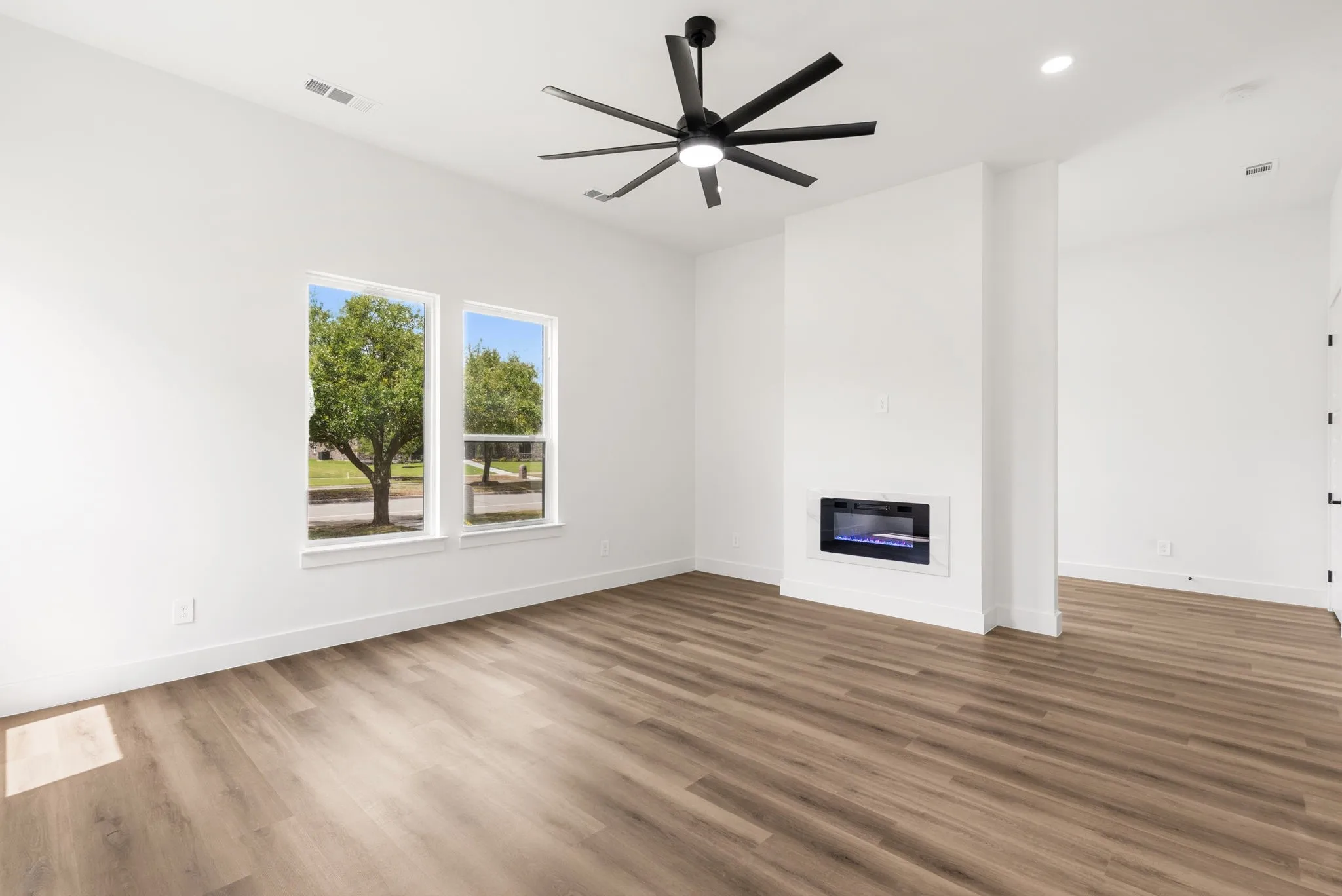 Single Family Residence For Sale in Kaufman County , 1006 Devonshire Drive N, Forney, Texas 75126, 4 Bedroom, 4 Bathroom, 3 Garage spaces, 3,843 Sqft, built in 2026, mls#21259840, Real Estate Agent in Forney, Homes For Sale in Kaufman county, Homes For Sale in Forney, Realtor in Forney Texas, Real Estate Brokerage Independent Realty Texas, Luminita Cordes Realtor