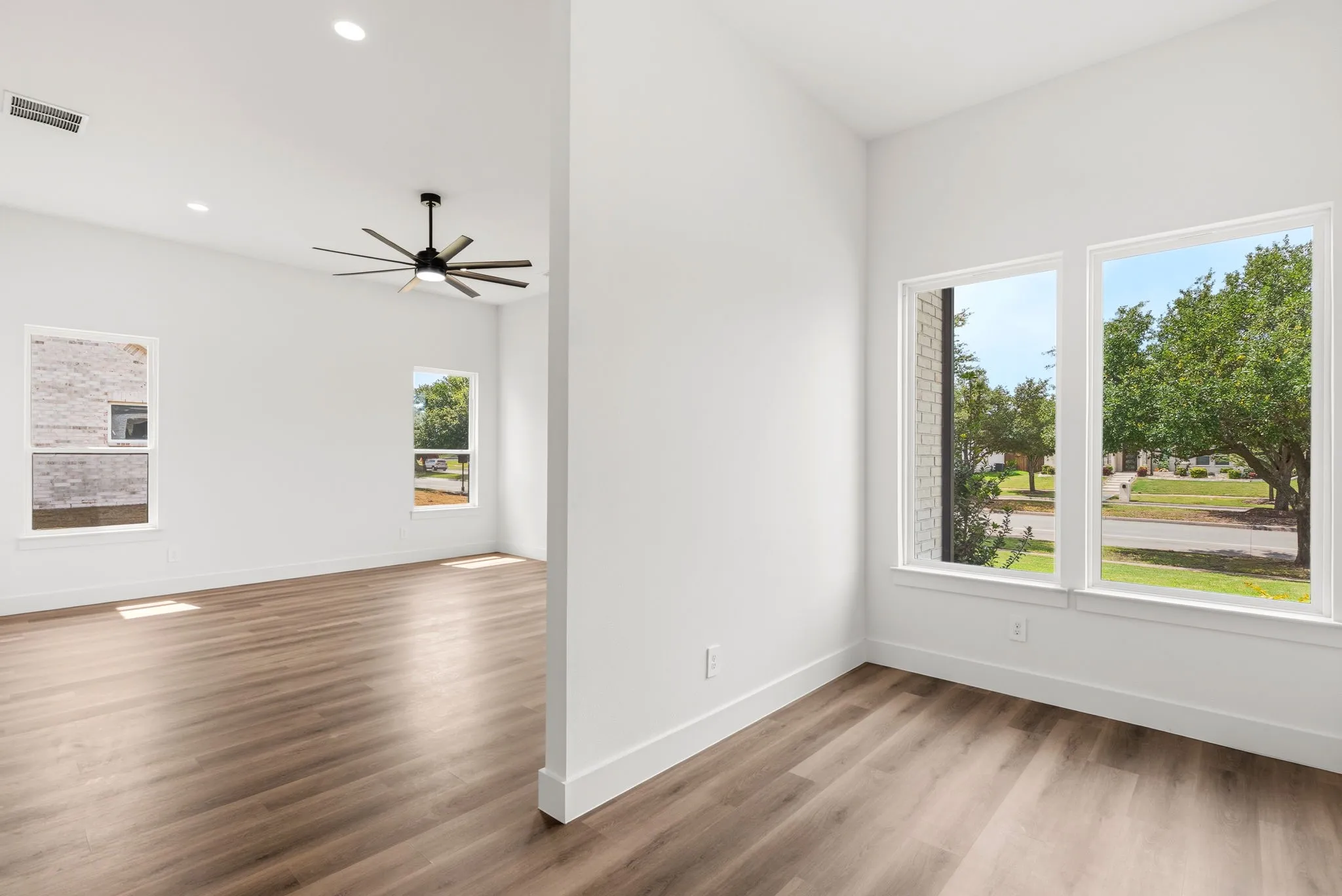 Single Family Residence For Sale in Kaufman County , 1006 Devonshire Drive N, Forney, Texas 75126, 4 Bedroom, 4 Bathroom, 3 Garage spaces, 3,843 Sqft, built in 2026, mls#21259840, Real Estate Agent in Forney, Homes For Sale in Kaufman county, Homes For Sale in Forney, Realtor in Forney Texas, Real Estate Brokerage Independent Realty Texas, Luminita Cordes Realtor