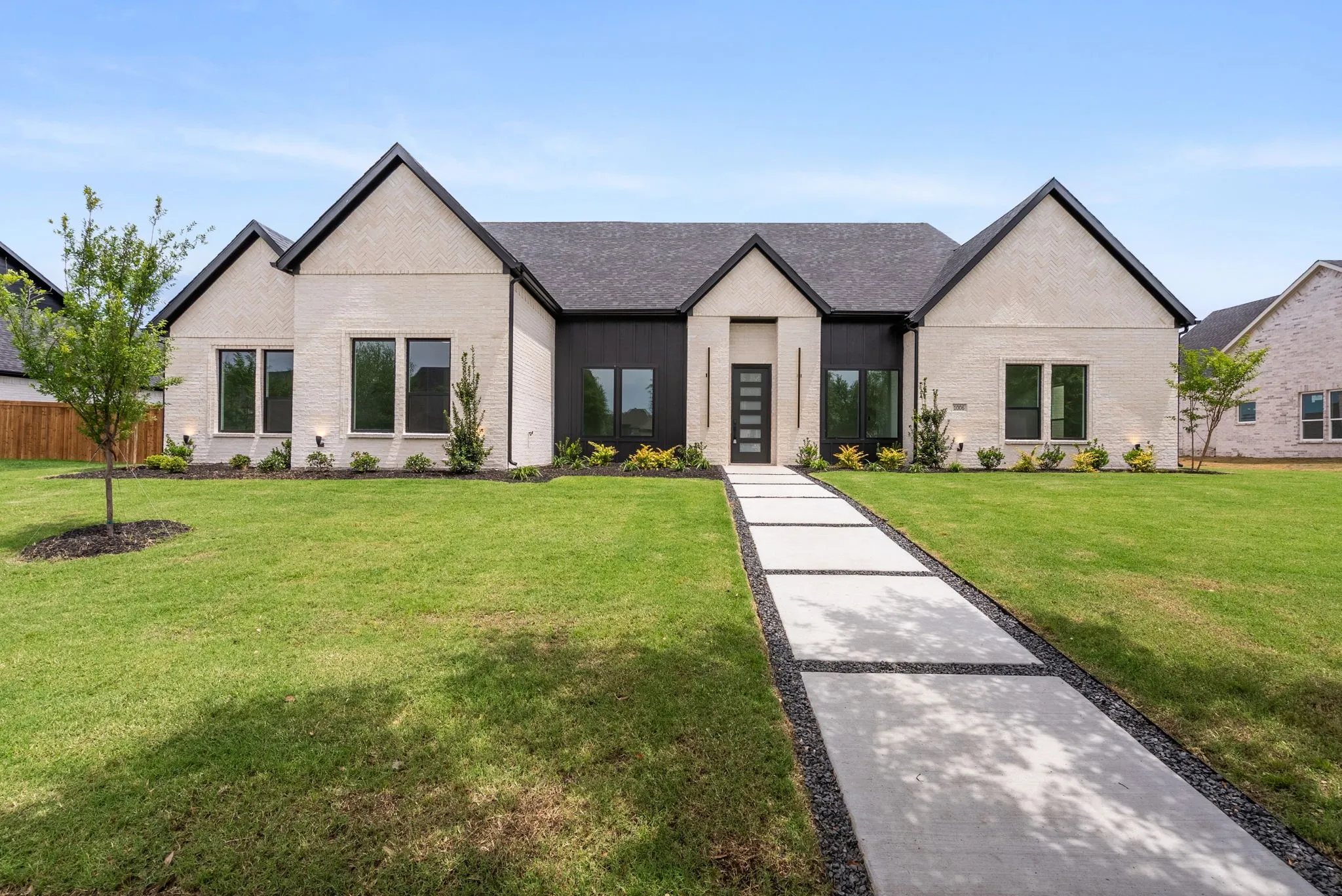 Single Family Residence For Sale in Kaufman County , 1006 Devonshire Drive N, Forney, Texas 75126, 4 Bedroom, 4 Bathroom, 3 Garage spaces, 3,843 Sqft, built in 2026, mls#21259840, Real Estate Agent in Forney, Homes For Sale in Kaufman county, Homes For Sale in Forney, Realtor in Forney Texas, Real Estate Brokerage Independent Realty Texas, Luminita Cordes Realtor