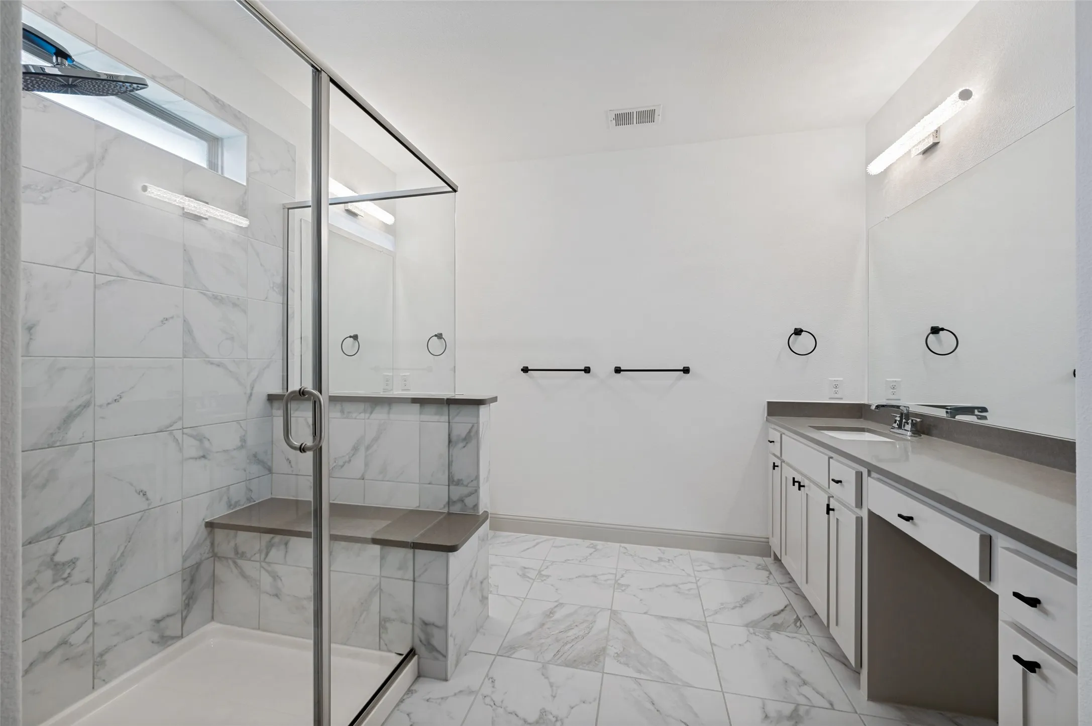 Townhouse For Sale in Collin County , 7101 Huckleberry Drive, Mc Kinney, Texas 75070, 3 Bedroom, 3 Bathroom, 2 Garage spaces, 1,978 Sqft, built in 2017, mls#21261513, Real Estate Agent in Mc Kinney, Homes For Sale in Collin county, Homes For Sale in Mc Kinney, Realtor in Mc Kinney Texas, Real Estate Brokerage Independent Realty Texas, Luminita Cordes Realtor