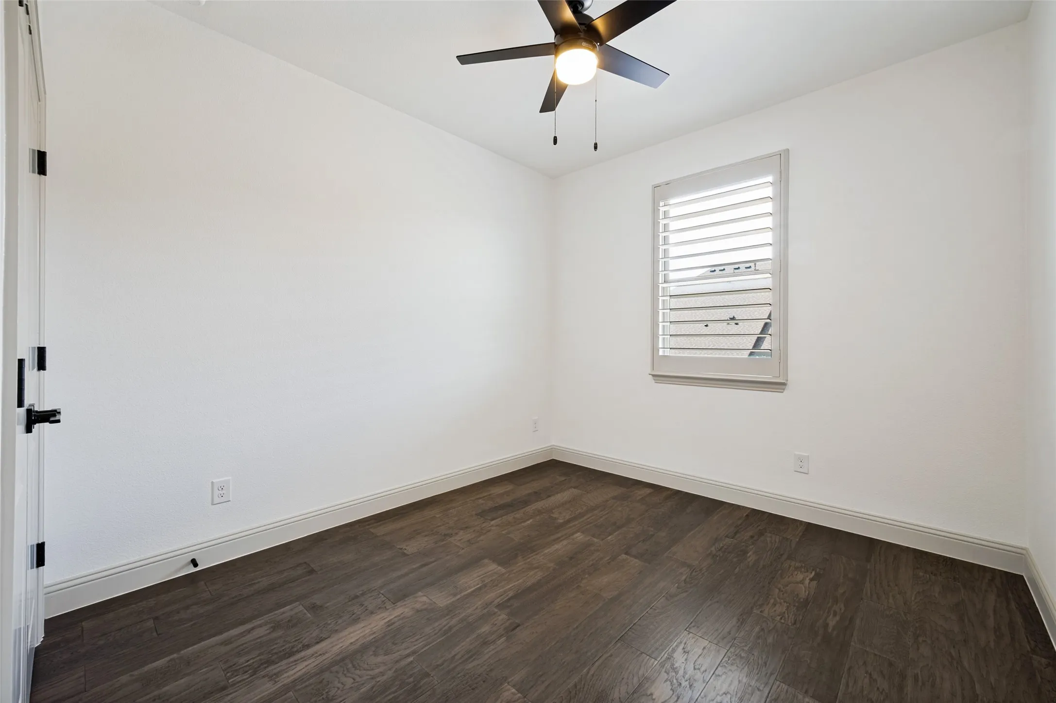 Townhouse For Sale in Collin County , 7101 Huckleberry Drive, Mc Kinney, Texas 75070, 3 Bedroom, 3 Bathroom, 2 Garage spaces, 1,978 Sqft, built in 2017, mls#21261513, Real Estate Agent in Mc Kinney, Homes For Sale in Collin county, Homes For Sale in Mc Kinney, Realtor in Mc Kinney Texas, Real Estate Brokerage Independent Realty Texas, Luminita Cordes Realtor