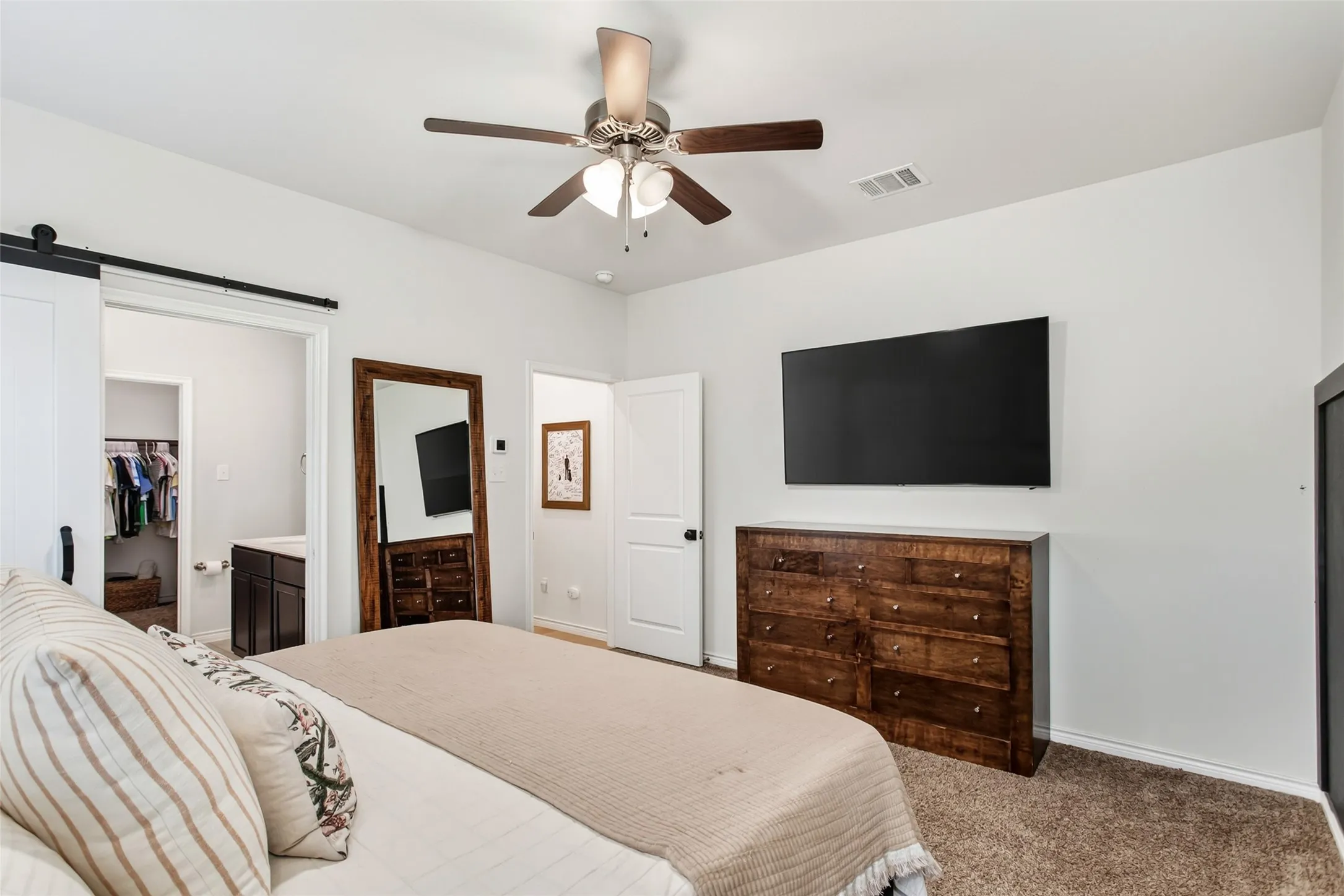 Single Family Residence For Sale in Collin County , 1712 Ferguson Lane, Mc Kinney, Texas 75071, 3 Bedroom, 3 Bathroom, 2 Garage spaces, 1,871 Sqft, built in 2020, mls#21262251, Real Estate Agent in Mc Kinney, Homes For Sale in Collin county, Homes For Sale in Mc Kinney, Realtor in Mc Kinney Texas, Real Estate Brokerage Independent Realty Texas, Luminita Cordes Realtor