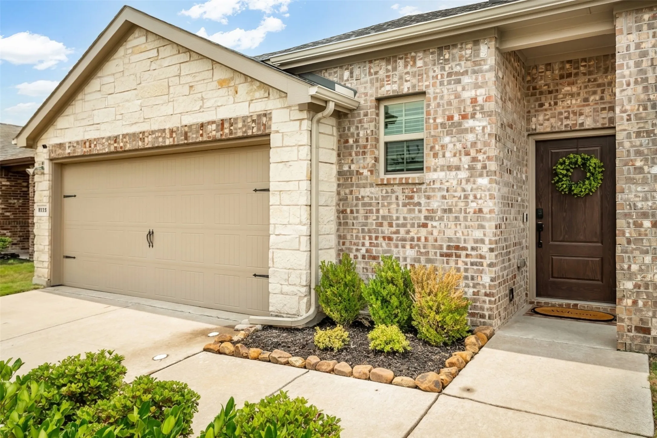 Single Family Residence For Sale in Collin County , 1712 Ferguson Lane, Mc Kinney, Texas 75071, 3 Bedroom, 3 Bathroom, 2 Garage spaces, 1,871 Sqft, built in 2020, mls#21262251, Real Estate Agent in Mc Kinney, Homes For Sale in Collin county, Homes For Sale in Mc Kinney, Realtor in Mc Kinney Texas, Real Estate Brokerage Independent Realty Texas, Luminita Cordes Realtor
