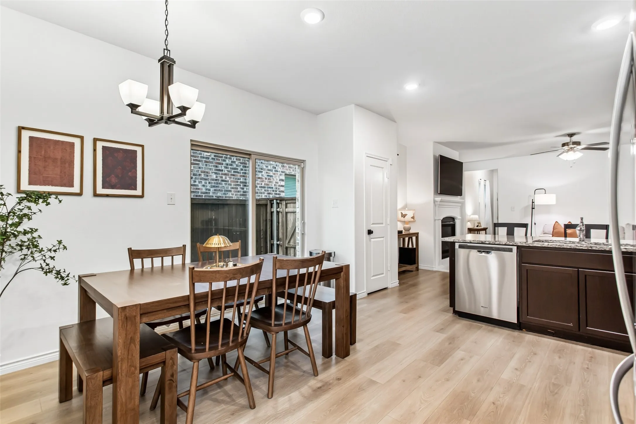 Single Family Residence For Sale in Collin County , 1712 Ferguson Lane, Mc Kinney, Texas 75071, 3 Bedroom, 3 Bathroom, 2 Garage spaces, 1,871 Sqft, built in 2020, mls#21262251, Real Estate Agent in Mc Kinney, Homes For Sale in Collin county, Homes For Sale in Mc Kinney, Realtor in Mc Kinney Texas, Real Estate Brokerage Independent Realty Texas, Luminita Cordes Realtor