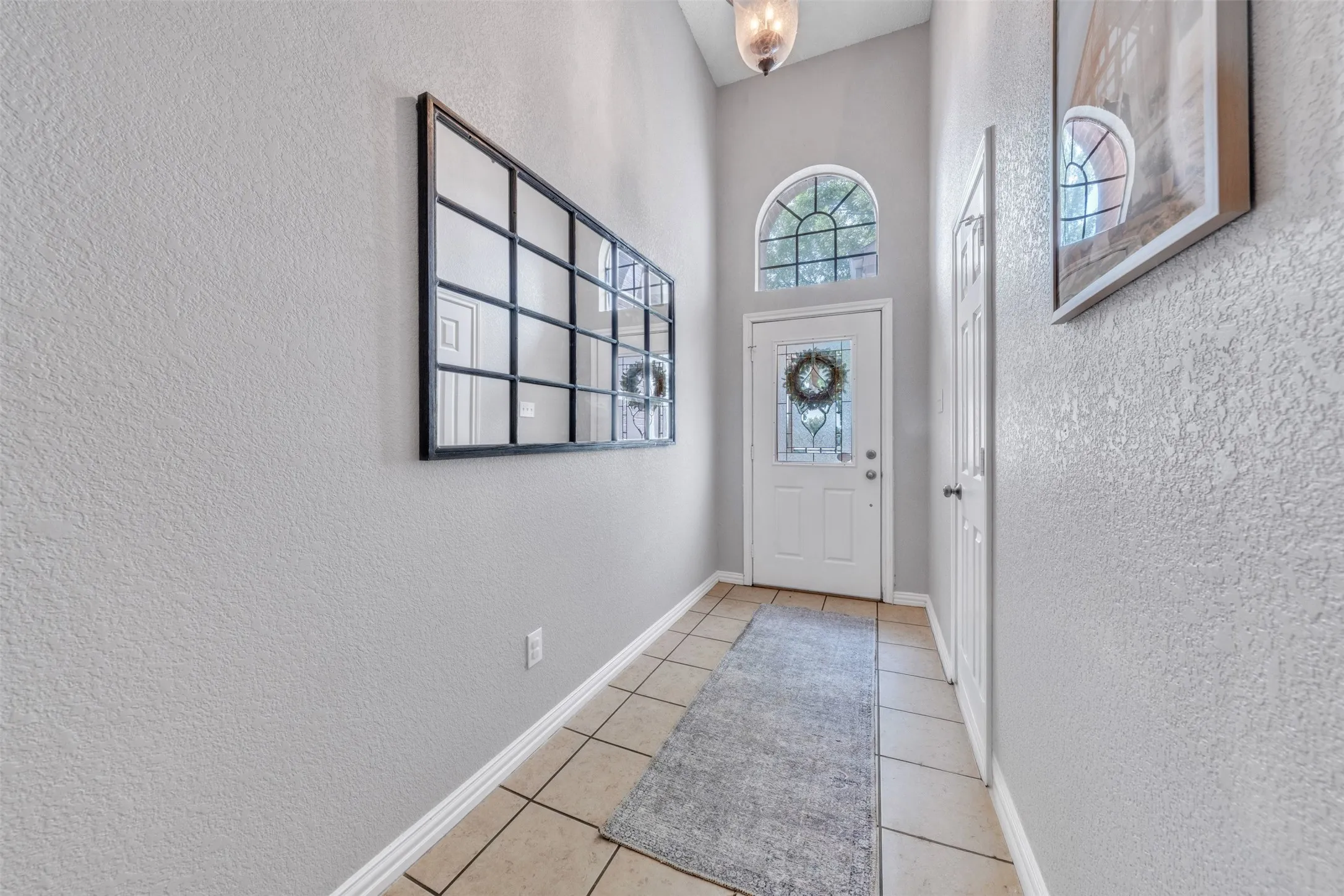 Single Family Residence For Rent in Tarrant County , 1618 Fern Drive, Mansfield, Texas 76063, 3 Bedroom, 2 Bathroom, 2 Garage spaces, 1,690 Sqft, built in 2001, mls#21264837, Real Estate Agent in Mansfield, Homes For Rent in Tarrant county, Homes For Rent in Mansfield, Realtor in Mansfield Texas, Real Estate Brokerage Independent Realty Texas, Luminita Cordes Realtor