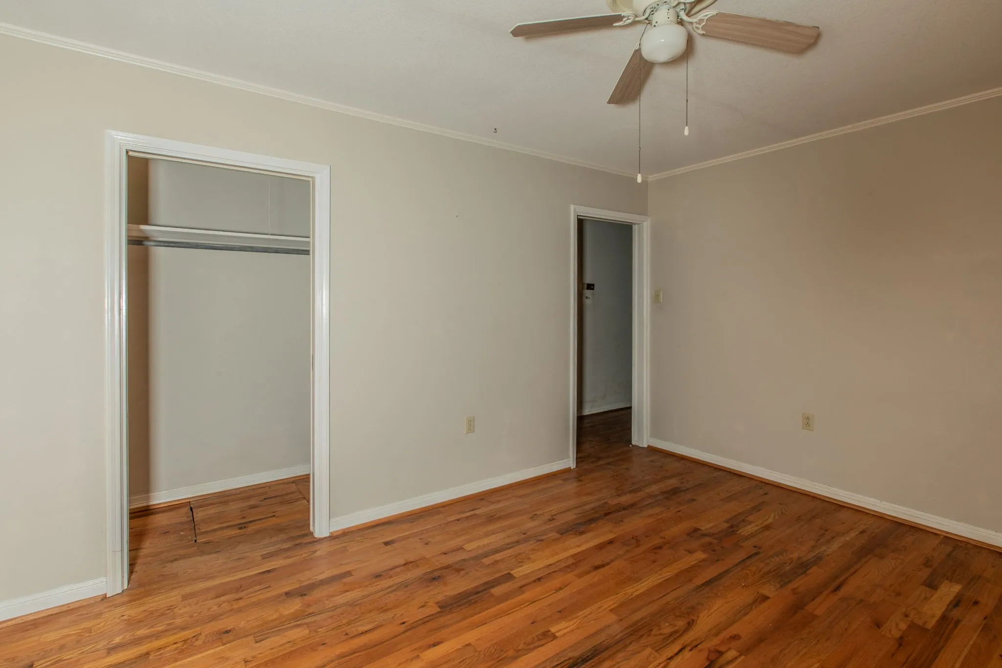 Single Family Residence For Sale in Mc Lennan County , 3606 Austin Avenue, Waco, Texas 76710, 3 Bedroom, 3 Bathroom, 2 Garage spaces, 2,658 Sqft, built in 1952, Price $340,000, mls#21247027, Real Estate Agent in Waco, Homes For Sale in Mc Lennan county, Homes For Sale in Waco, Realtor in Waco Texas, Real Estate Brokerage Independent Realty Texas, Luminita Cordes Realtor