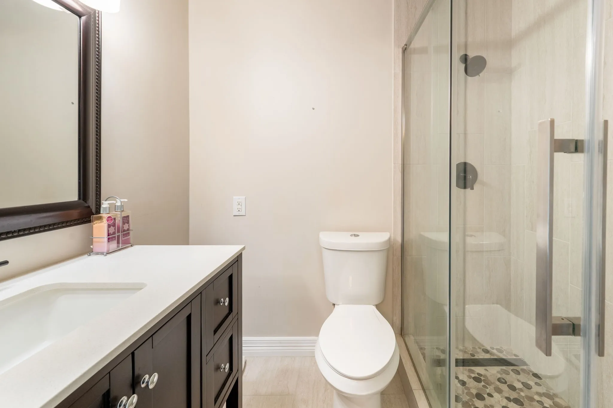 Condominium For Rent in Rockwall County , 300 Rush Creek Drive A2, Heath, Texas 75032, 3 Bedroom, 3 Bathroom, Garage spaces, 1,452 Sqft, built in 1972, mls#21263446, Real Estate Agent in Heath, Homes For Rent in Rockwall county, Homes For Rent in Heath, Realtor in Heath Texas, Real Estate Brokerage Independent Realty Texas, Luminita Cordes Realtor