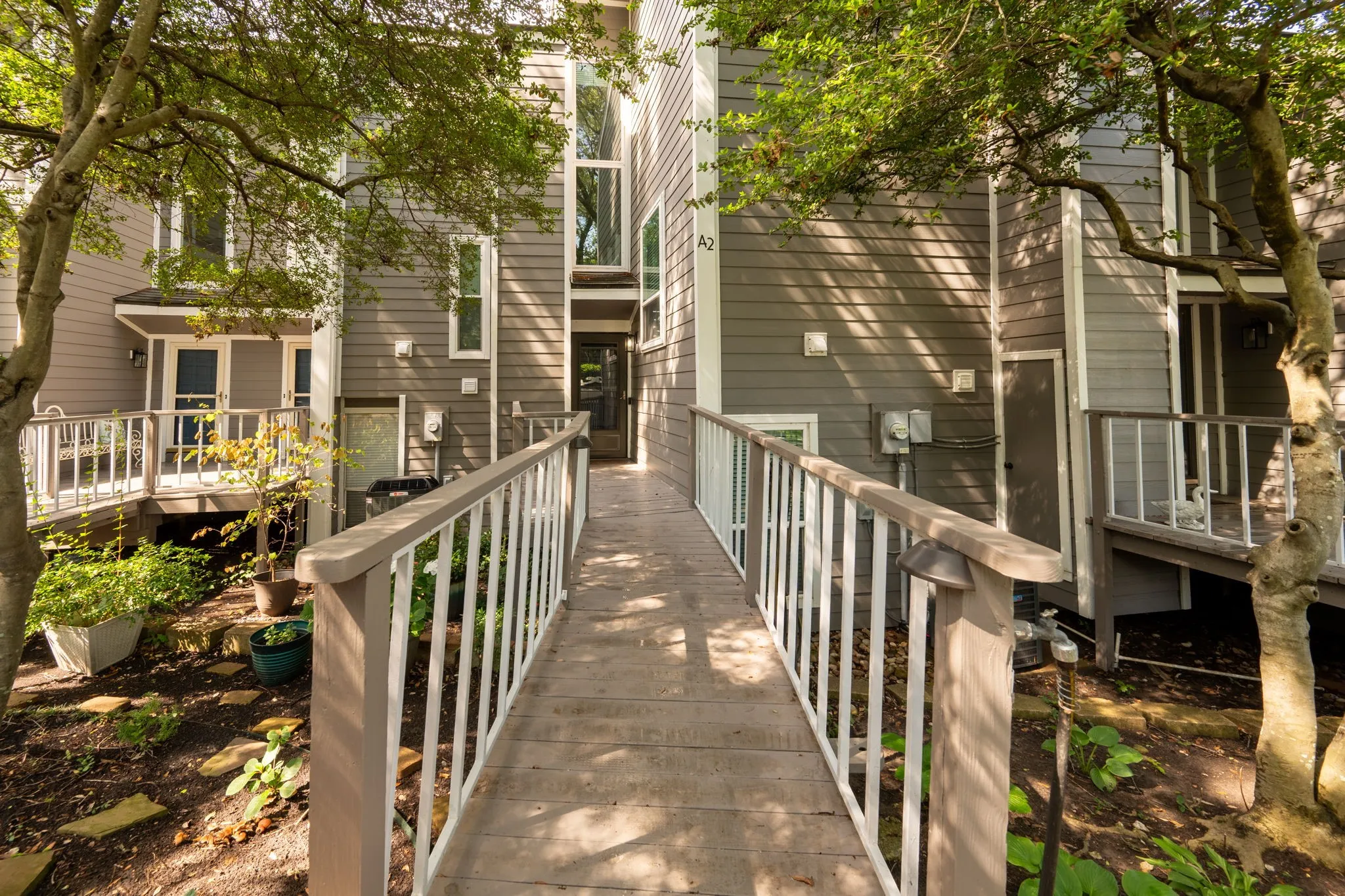 Condominium For Rent in Rockwall County , 300 Rush Creek Drive A2, Heath, Texas 75032, 3 Bedroom, 3 Bathroom, Garage spaces, 1,452 Sqft, built in 1972, mls#21263446, Real Estate Agent in Heath, Homes For Rent in Rockwall county, Homes For Rent in Heath, Realtor in Heath Texas, Real Estate Brokerage Independent Realty Texas, Luminita Cordes Realtor