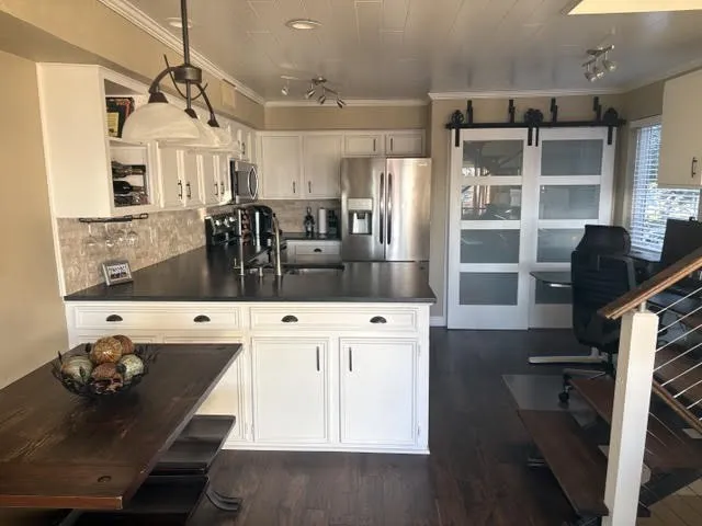 Condominium For Rent in Rockwall County , 300 Rush Creek Drive A2, Heath, Texas 75032, 3 Bedroom, 3 Bathroom, Garage spaces, 1,452 Sqft, built in 1972, mls#21263446, Real Estate Agent in Heath, Homes For Rent in Rockwall county, Homes For Rent in Heath, Realtor in Heath Texas, Real Estate Brokerage Independent Realty Texas, Luminita Cordes Realtor