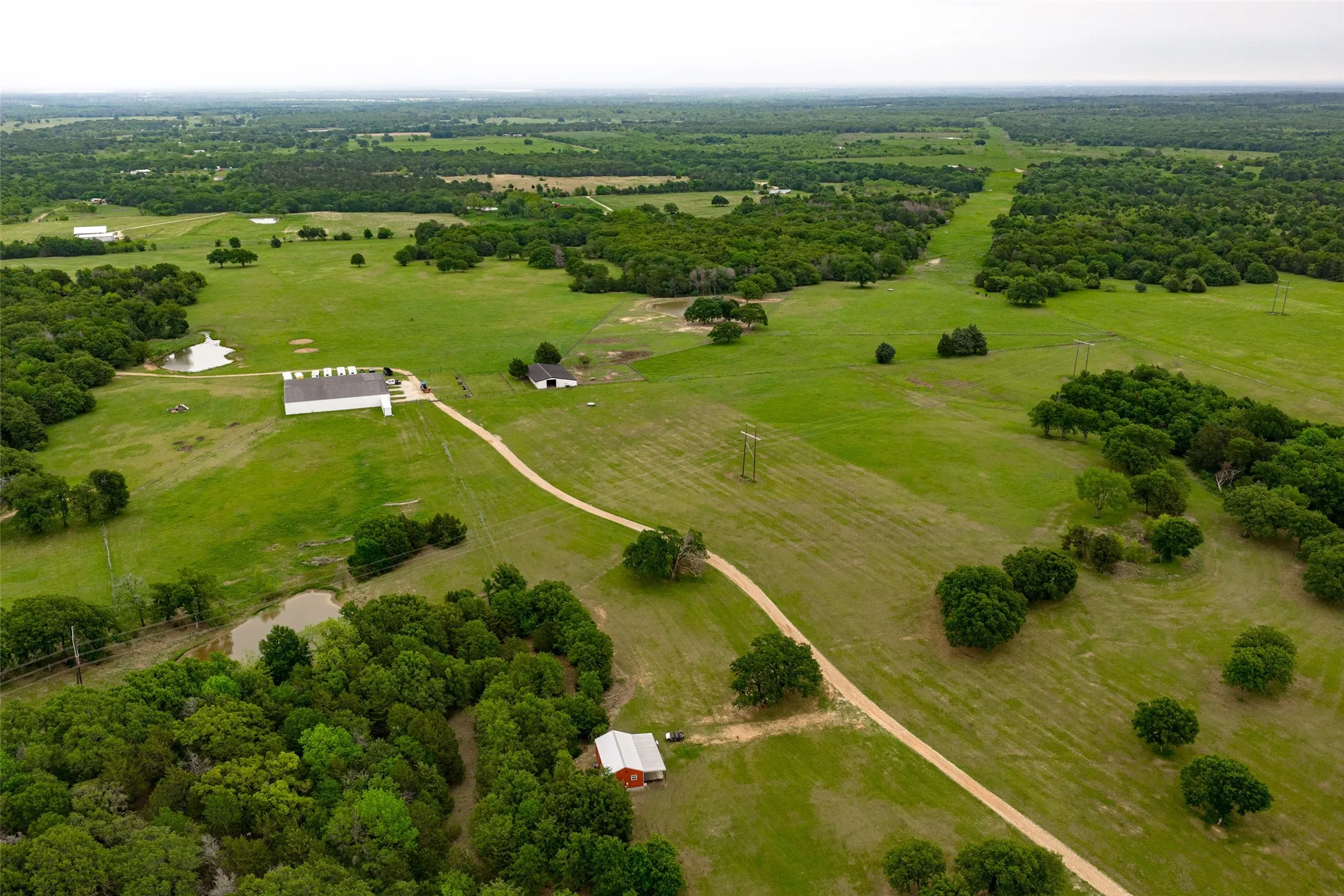 Single Family Residence For Sale in Navarro County , 5531 NE County Road 3130, Kerens, Texas 75144, 7 Bedroom, 4 Bathroom, 2 Garage spaces, 3,540 Sqft, built in 2010, mls#21264765, Real Estate Agent in Kerens, Homes For Sale in Navarro county, Homes For Sale in Kerens, Realtor in Kerens Texas, Real Estate Brokerage Independent Realty Texas, Luminita Cordes Realtor