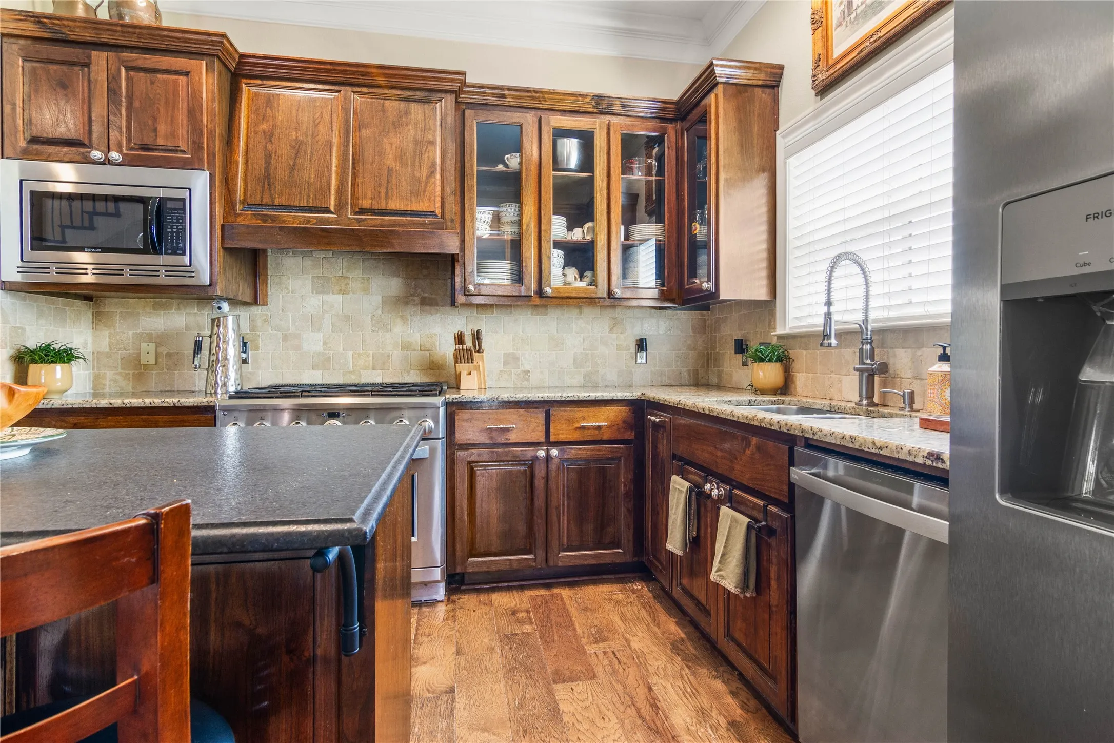 Single Family Residence For Sale in Mc Lennan County , 40 Enclave Court, Waco, Texas 76708, 4 Bedroom, 4 Bathroom, 2 Garage spaces, 2,825 Sqft, built in 2007, Price $625,000, mls#21250524, Real Estate Agent in Waco, Homes For Sale in Mc Lennan county, Homes For Sale in Waco, Realtor in Waco Texas, Real Estate Brokerage Independent Realty Texas, Luminita Cordes Realtor