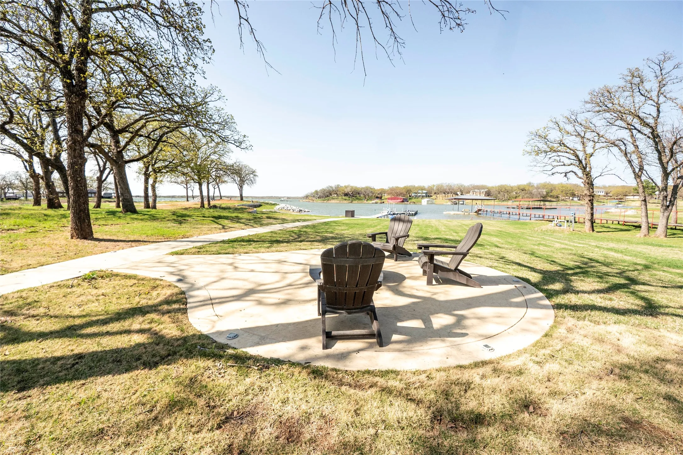Single Family Residence For Sale in Montague County , 1529 Casino Road, Nocona, Texas 76255, 3 Bedrooms, 2 Bathrooms, Garage spaces, 2,006 Sqft, built in 2022, Price $749,000, mls#21264942, Real Estate Agent in Nocona, Homes For Sale in Montague county, Homes For Sale in Nocona, Realtor in Nocona Texas, Real Estate Brokerage Independent Realty Texas, Luminita Cordes Realtor