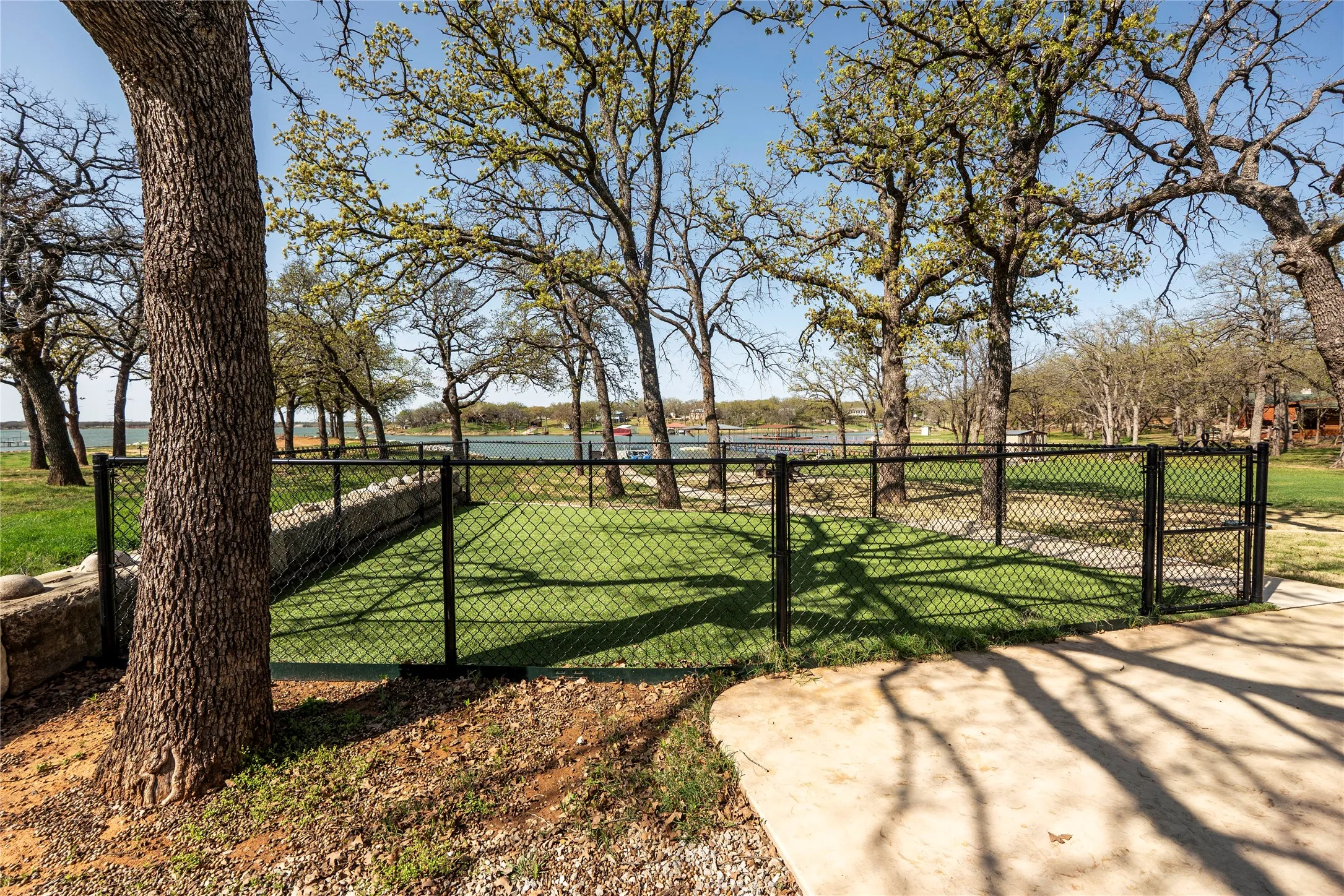 Single Family Residence For Sale in Montague County , 1529 Casino Road, Nocona, Texas 76255, 3 Bedrooms, 2 Bathrooms, Garage spaces, 2,006 Sqft, built in 2022, Price $749,000, mls#21264942, Real Estate Agent in Nocona, Homes For Sale in Montague county, Homes For Sale in Nocona, Realtor in Nocona Texas, Real Estate Brokerage Independent Realty Texas, Luminita Cordes Realtor