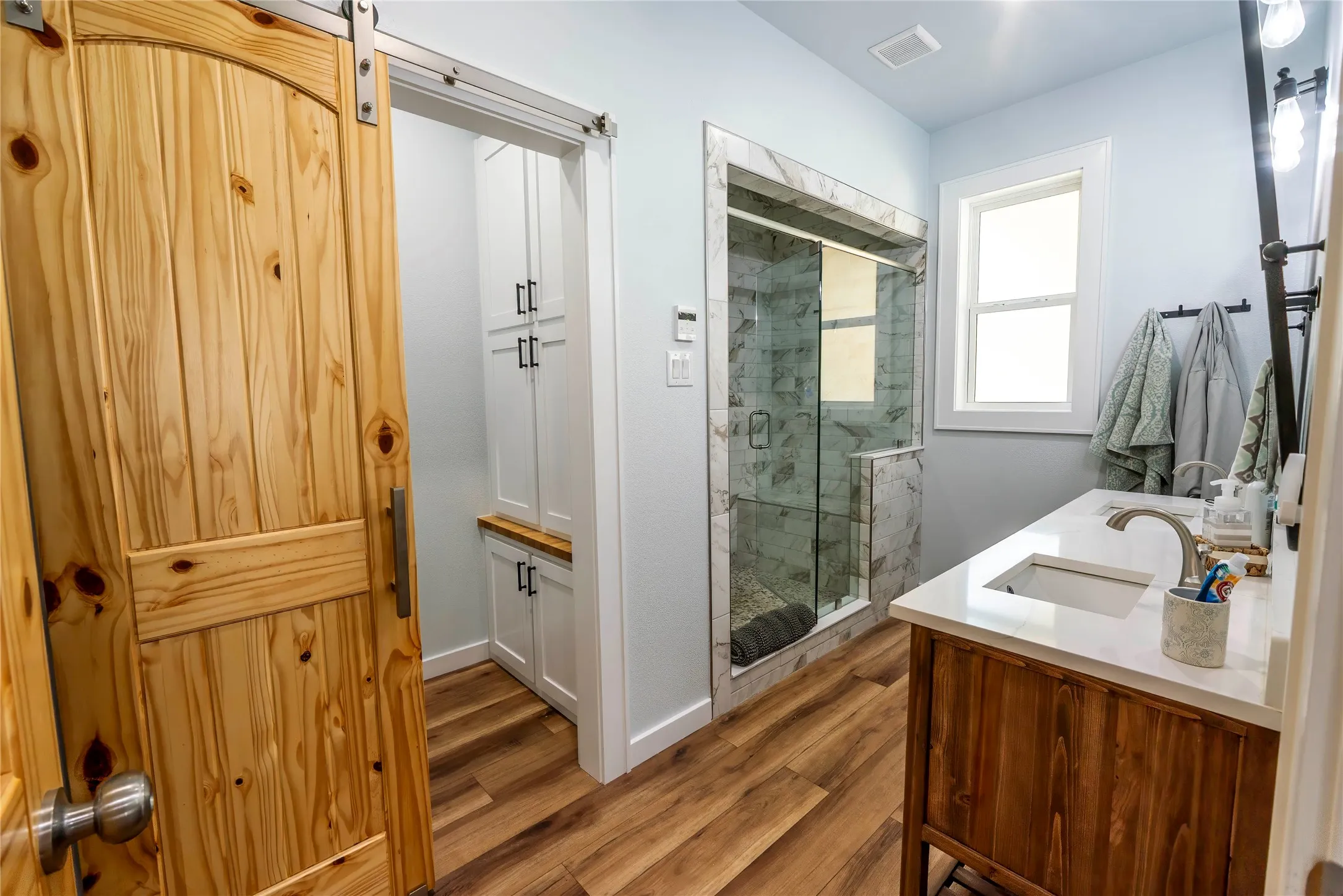 Single Family Residence For Sale in Montague County , 1529 Casino Road, Nocona, Texas 76255, 3 Bedrooms, 2 Bathrooms, Garage spaces, 2,006 Sqft, built in 2022, Price $749,000, mls#21264942, Real Estate Agent in Nocona, Homes For Sale in Montague county, Homes For Sale in Nocona, Realtor in Nocona Texas, Real Estate Brokerage Independent Realty Texas, Luminita Cordes Realtor