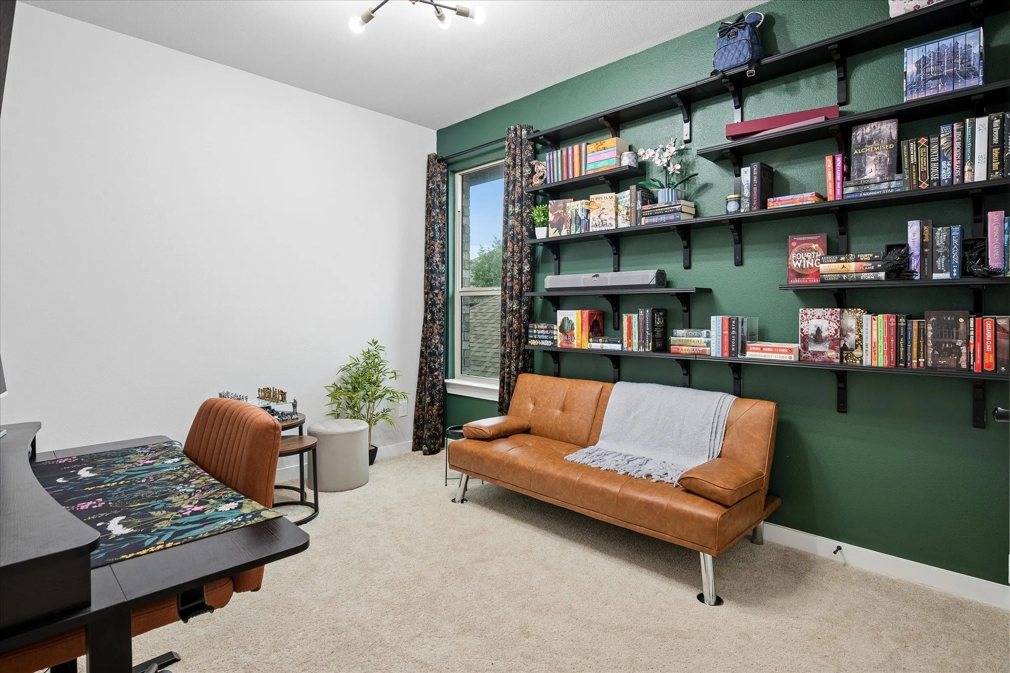 Single Family Residence For Sale in Dallas County , 113 Camelia Street, Garland, Texas 75043, 4 Bedroom, 3 Bathroom, 2 Garage spaces, 2,989 Sqft, built in 2021, mls#21264906, Real Estate Agent in Garland, Homes For Sale in Dallas county, Homes For Sale in Garland, Realtor in Garland Texas, Real Estate Brokerage Independent Realty Texas, Luminita Cordes Realtor