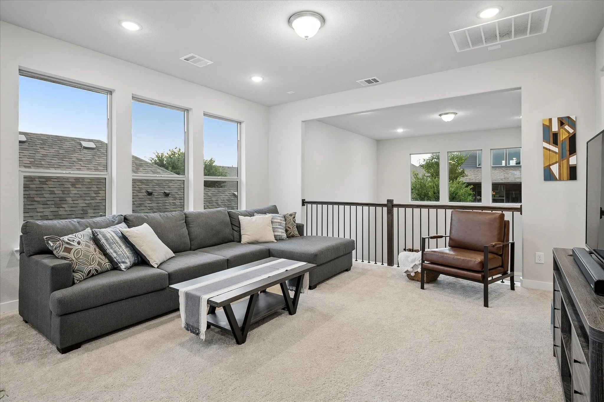 Single Family Residence For Sale in Dallas County , 113 Camelia Street, Garland, Texas 75043, 4 Bedroom, 3 Bathroom, 2 Garage spaces, 2,989 Sqft, built in 2021, mls#21264906, Real Estate Agent in Garland, Homes For Sale in Dallas county, Homes For Sale in Garland, Realtor in Garland Texas, Real Estate Brokerage Independent Realty Texas, Luminita Cordes Realtor