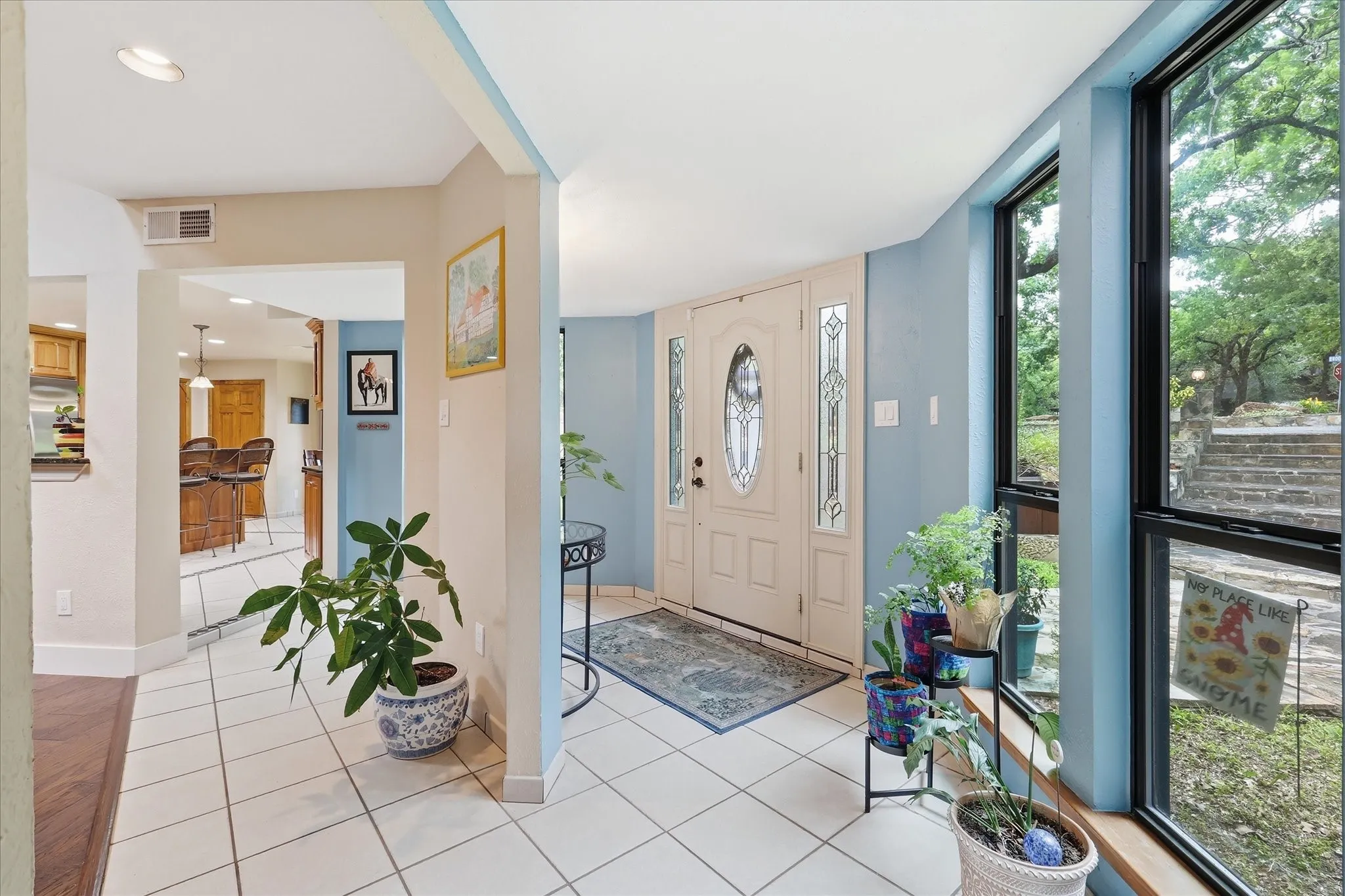 Single Family Residence For Sale in Denton County , 122 Brookdale Drive, Highland Village, Texas 75077, 4 Bedroom, 4 Bathroom, 2 Garage spaces, 2,874 Sqft, built in 1979, mls#21260663, Real Estate Agent in Highland Village, Homes For Sale in Denton county, Homes For Sale in Highland Village, Realtor in Highland Village Texas, Real Estate Brokerage Independent Realty Texas, Luminita Cordes Realtor