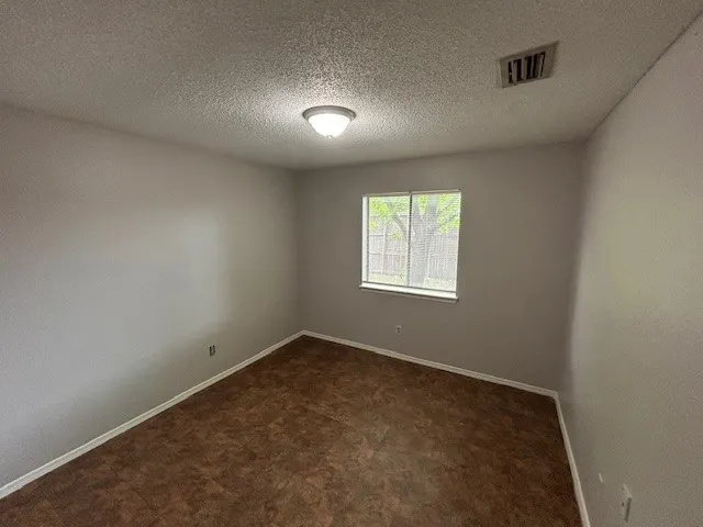 Single Family Residence For Rent in Collin County , 1200 Wyndham Drive, Wylie, Texas 75098, 3 Bedroom, 2 Bathroom, 2 Garage spaces, 1,392 Sqft, built in 1985, mls#21257476, Real Estate Agent in Wylie, Homes For Rent in Collin county, Homes For Rent in Wylie, Realtor in Wylie Texas, Real Estate Brokerage Independent Realty Texas, Luminita Cordes Realtor