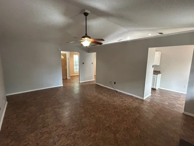Single Family Residence For Rent in Collin County , 1200 Wyndham Drive, Wylie, Texas 75098, 3 Bedroom, 2 Bathroom, 2 Garage spaces, 1,392 Sqft, built in 1985, mls#21257476, Real Estate Agent in Wylie, Homes For Rent in Collin county, Homes For Rent in Wylie, Realtor in Wylie Texas, Real Estate Brokerage Independent Realty Texas, Luminita Cordes Realtor