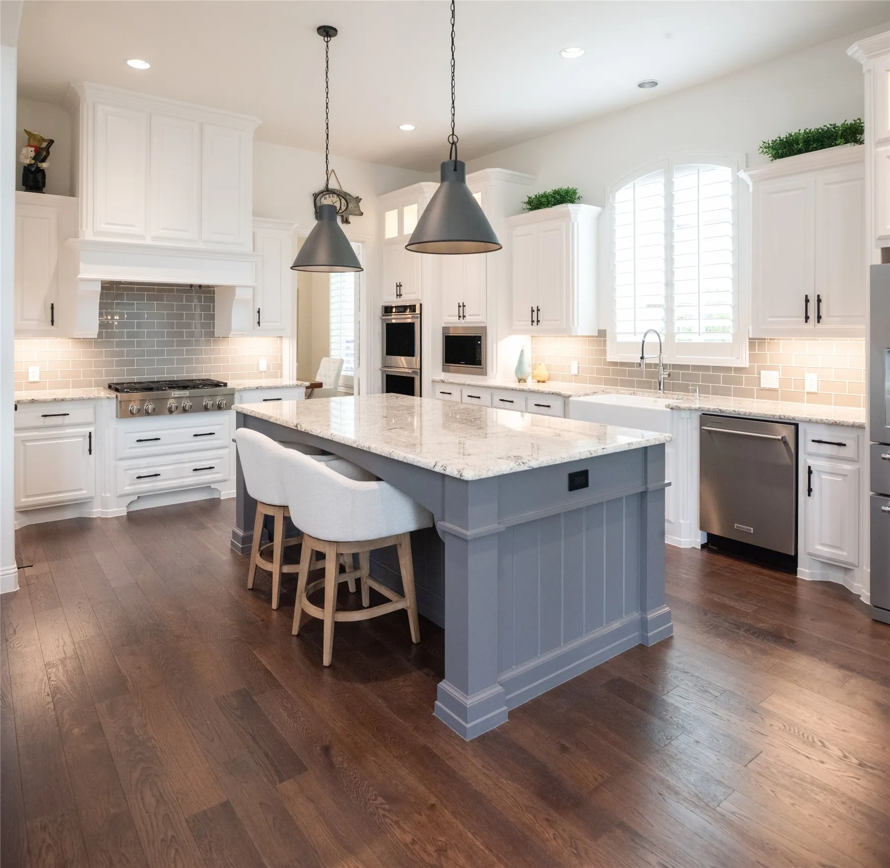 Single Family Residence For Sale in Collin County , 2749 Casa Grande Way, Celina, Texas 75009, 5 Bedroom, 7 Bathroom, 3 Garage spaces, 4,241 Sqft, built in 2016, mls#21262441, Real Estate Agent in Celina, Homes For Sale in Collin county, Homes For Sale in Celina, Realtor in Celina Texas, Real Estate Brokerage Independent Realty Texas, Luminita Cordes Realtor
