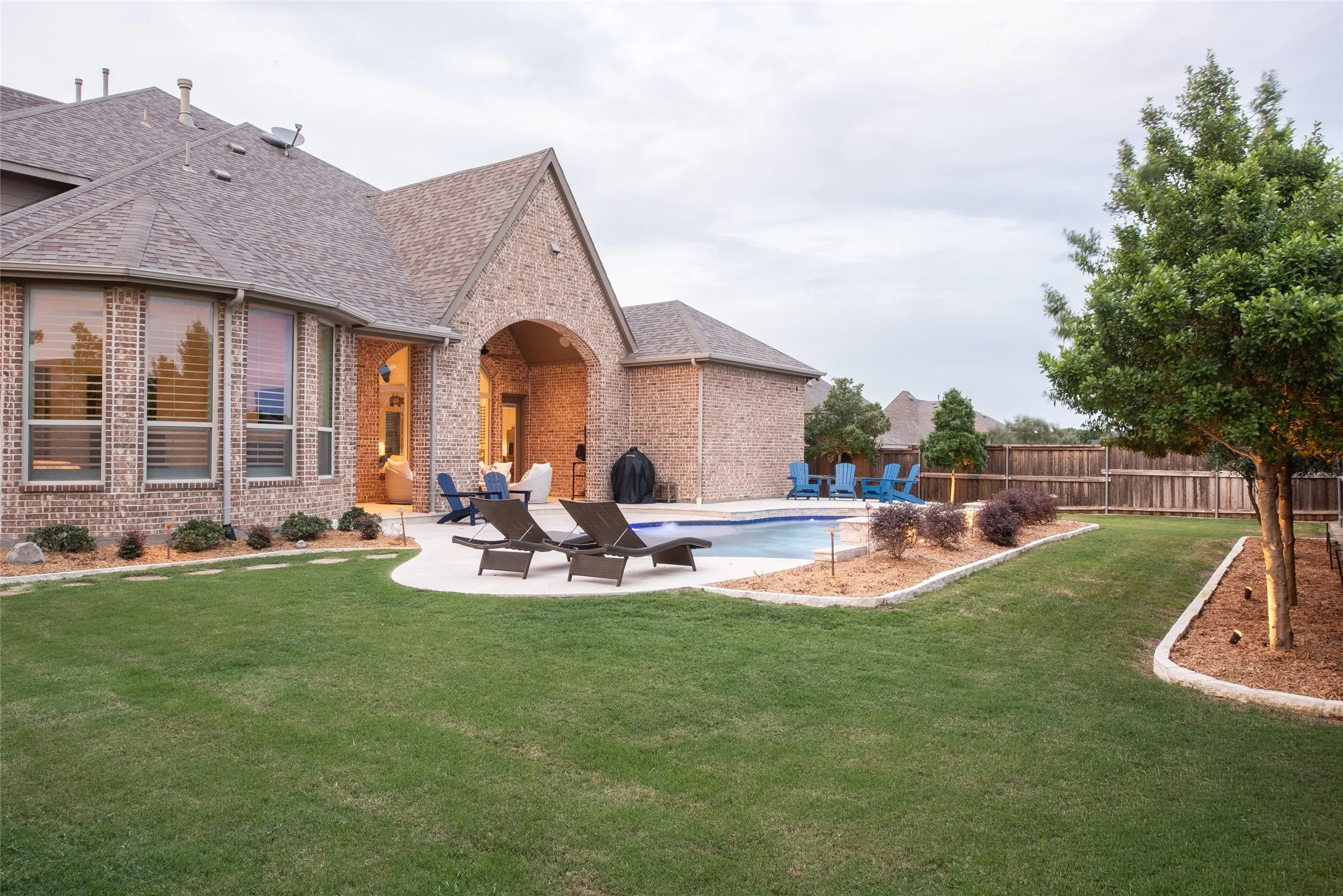 Single Family Residence For Sale in Collin County , 2749 Casa Grande Way, Celina, Texas 75009, 5 Bedroom, 7 Bathroom, 3 Garage spaces, 4,241 Sqft, built in 2016, mls#21262441, Real Estate Agent in Celina, Homes For Sale in Collin county, Homes For Sale in Celina, Realtor in Celina Texas, Real Estate Brokerage Independent Realty Texas, Luminita Cordes Realtor