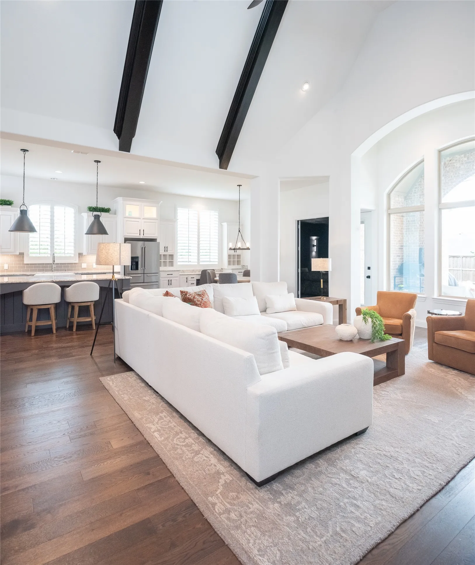 Single Family Residence For Sale in Collin County , 2749 Casa Grande Way, Celina, Texas 75009, 5 Bedroom, 7 Bathroom, 3 Garage spaces, 4,241 Sqft, built in 2016, mls#21262441, Real Estate Agent in Celina, Homes For Sale in Collin county, Homes For Sale in Celina, Realtor in Celina Texas, Real Estate Brokerage Independent Realty Texas, Luminita Cordes Realtor