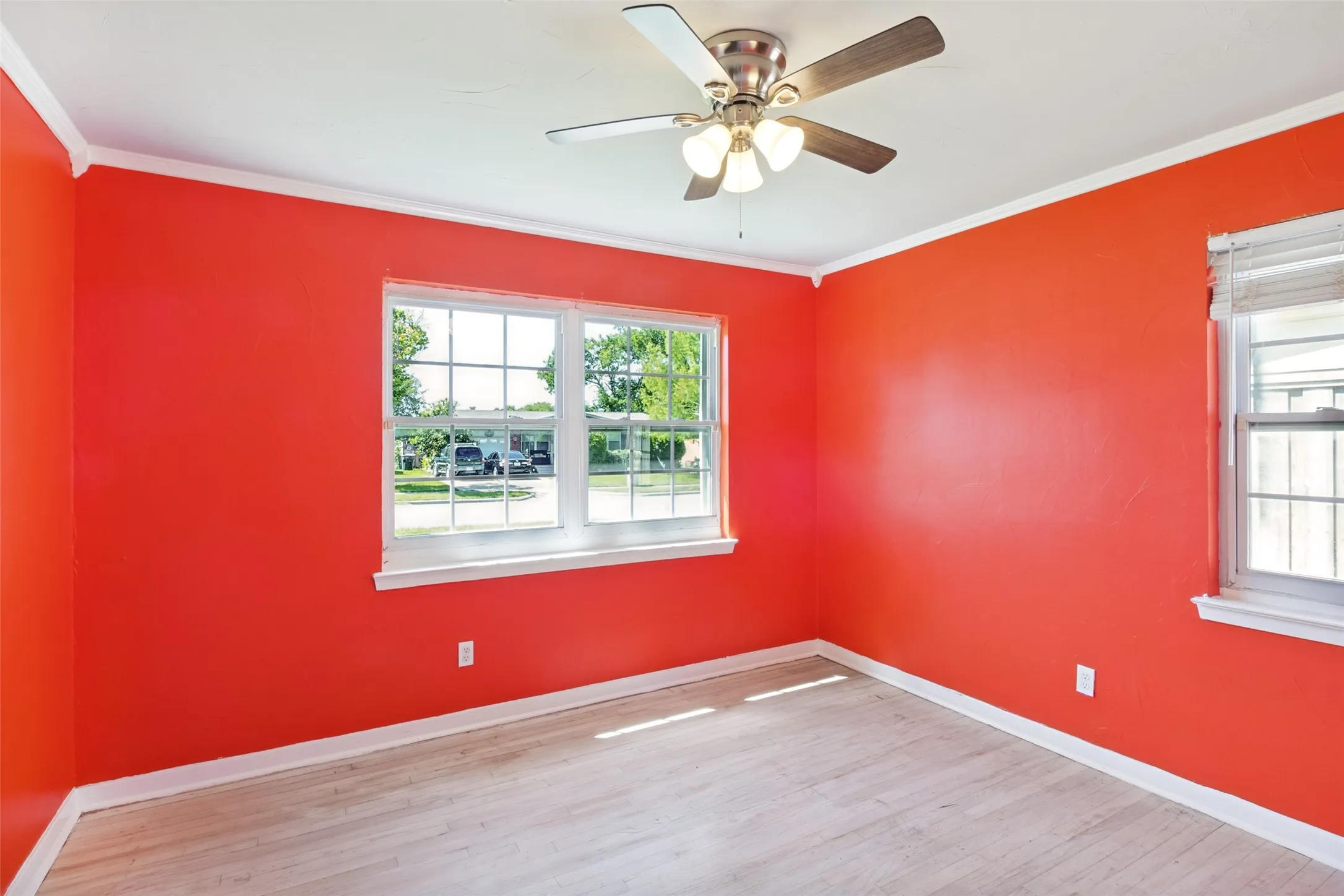 Single Family Residence For Sale in Dallas County , 10932 Dunaway Drive, Dallas, Texas 75228, 4 Bedroom, 2 Bathroom, Garage spaces, 1,495 Sqft, built in 1955, mls#21264994, Real Estate Agent in Dallas, Homes For Sale in Dallas county, Homes For Sale in Dallas, Realtor in Dallas Texas, Real Estate Brokerage Independent Realty Texas, Luminita Cordes Realtor