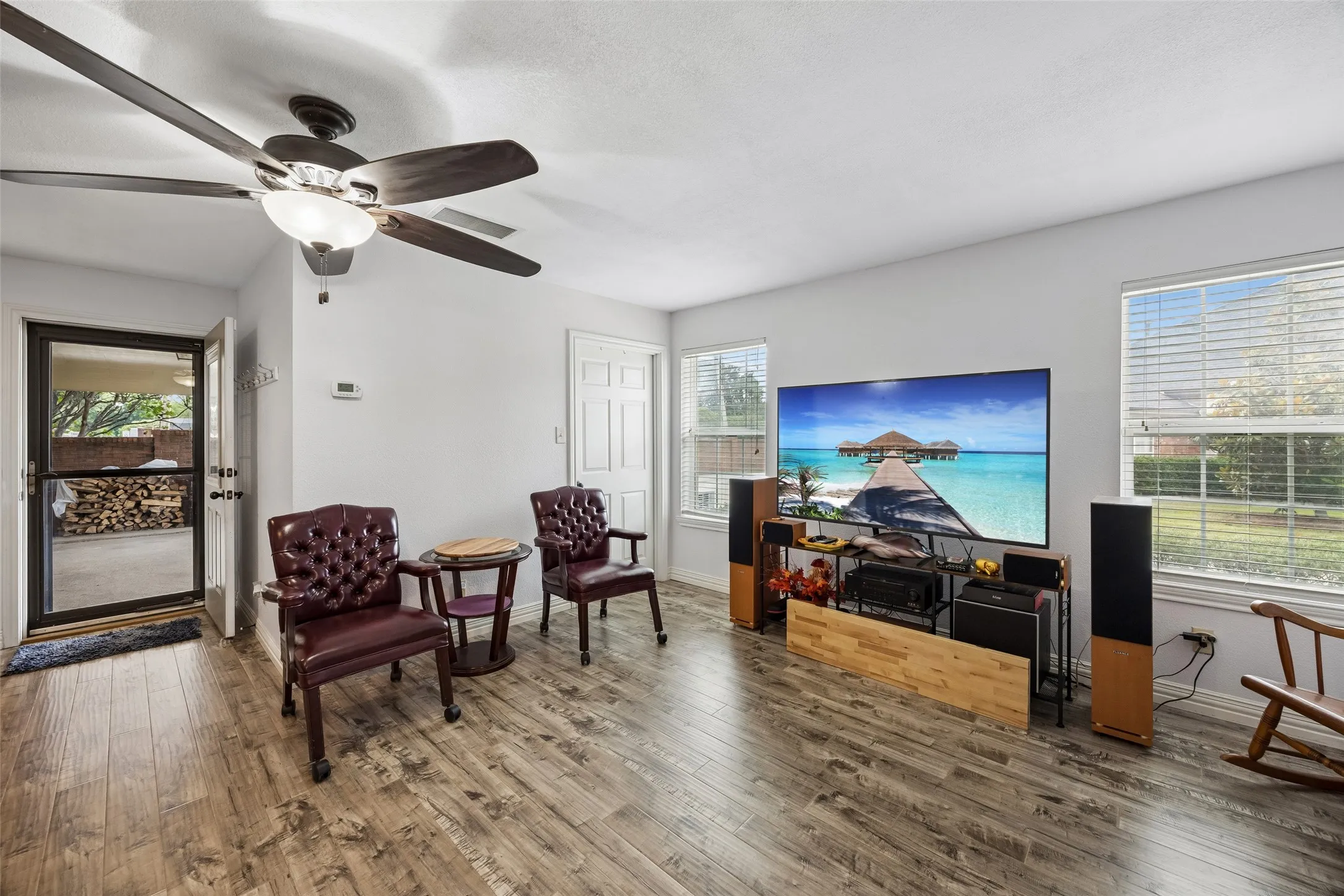 Single Family Residence For Sale in Dallas County , 3402 Juniper Court, Rowlett, Texas 75088, 4 Bedroom, 3 Bathroom, Garage spaces, 2,816 Sqft, built in 1996, mls#21263911, Real Estate Agent in Rowlett, Homes For Sale in Dallas county, Homes For Sale in Rowlett, Realtor in Rowlett Texas, Real Estate Brokerage Independent Realty Texas, Luminita Cordes Realtor