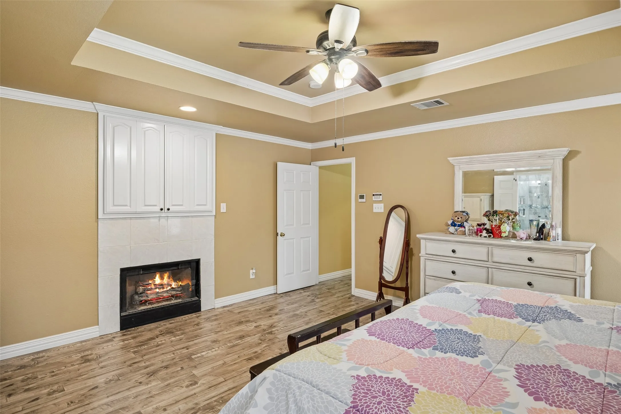 Single Family Residence For Sale in Dallas County , 3402 Juniper Court, Rowlett, Texas 75088, 4 Bedroom, 3 Bathroom, Garage spaces, 2,816 Sqft, built in 1996, mls#21263911, Real Estate Agent in Rowlett, Homes For Sale in Dallas county, Homes For Sale in Rowlett, Realtor in Rowlett Texas, Real Estate Brokerage Independent Realty Texas, Luminita Cordes Realtor