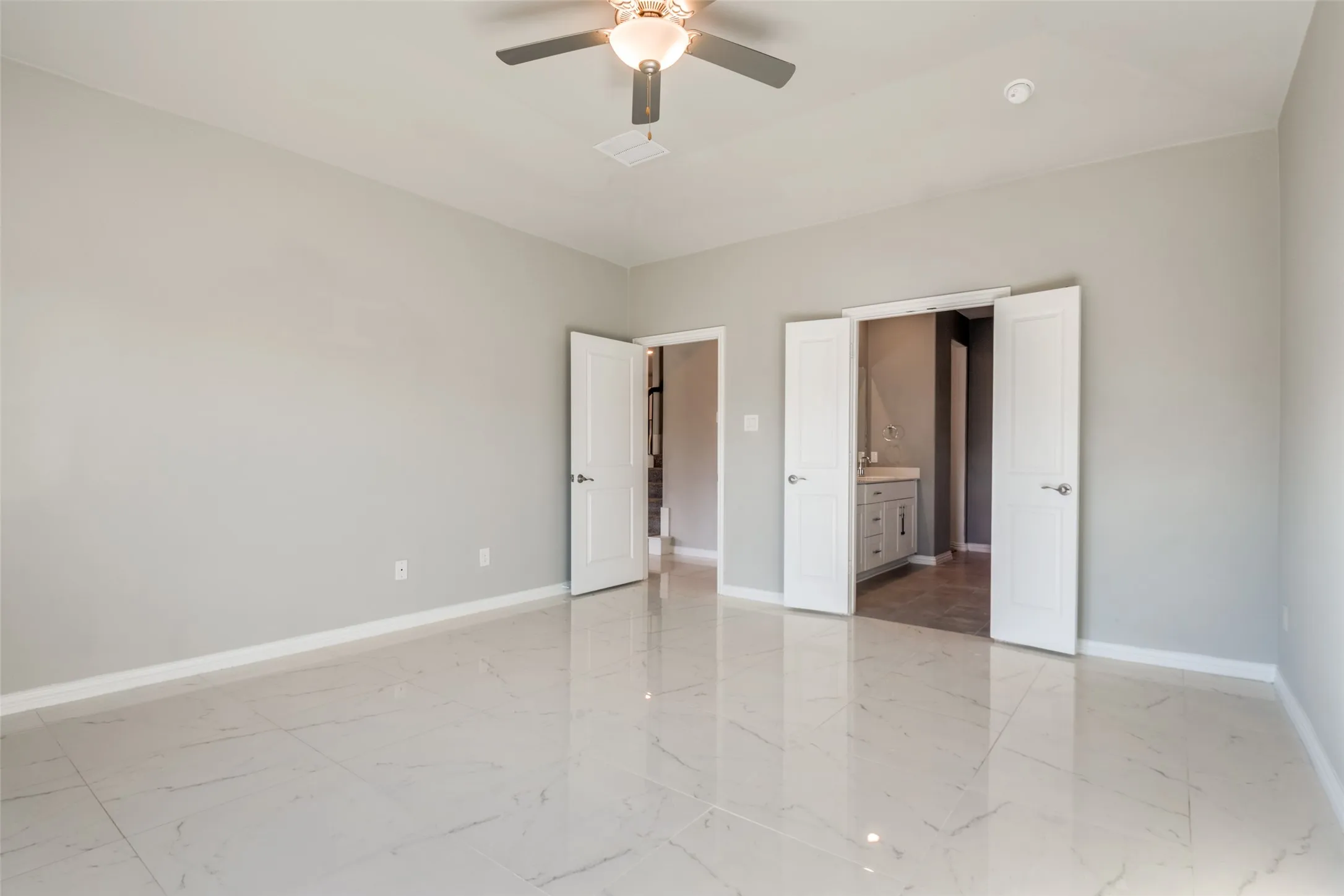 Single Family Residence For Sale in Hunt County , 3225 Feller Lane, Royse City, Texas 75189, 5 Bedroom, 3 Bathroom, 2 Garage spaces, 3,017 Sqft, built in 2021, mls#21265027, Real Estate Agent in Royse City, Homes For Sale in Hunt county, Homes For Sale in Royse City, Realtor in Royse City Texas, Real Estate Brokerage Independent Realty Texas, Luminita Cordes Realtor