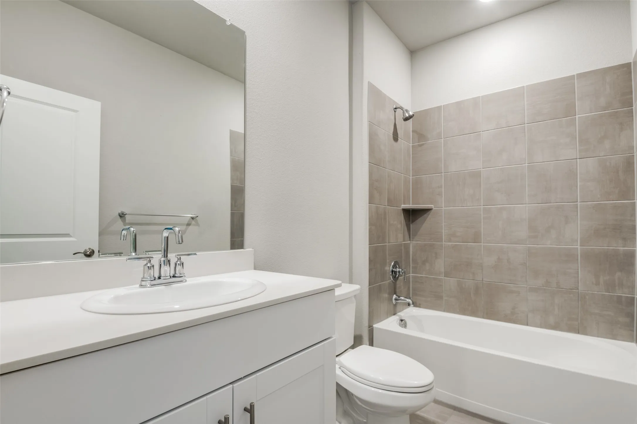 Single Family Residence For Sale in Hunt County , 3225 Feller Lane, Royse City, Texas 75189, 5 Bedroom, 3 Bathroom, 2 Garage spaces, 3,017 Sqft, built in 2021, mls#21265027, Real Estate Agent in Royse City, Homes For Sale in Hunt county, Homes For Sale in Royse City, Realtor in Royse City Texas, Real Estate Brokerage Independent Realty Texas, Luminita Cordes Realtor