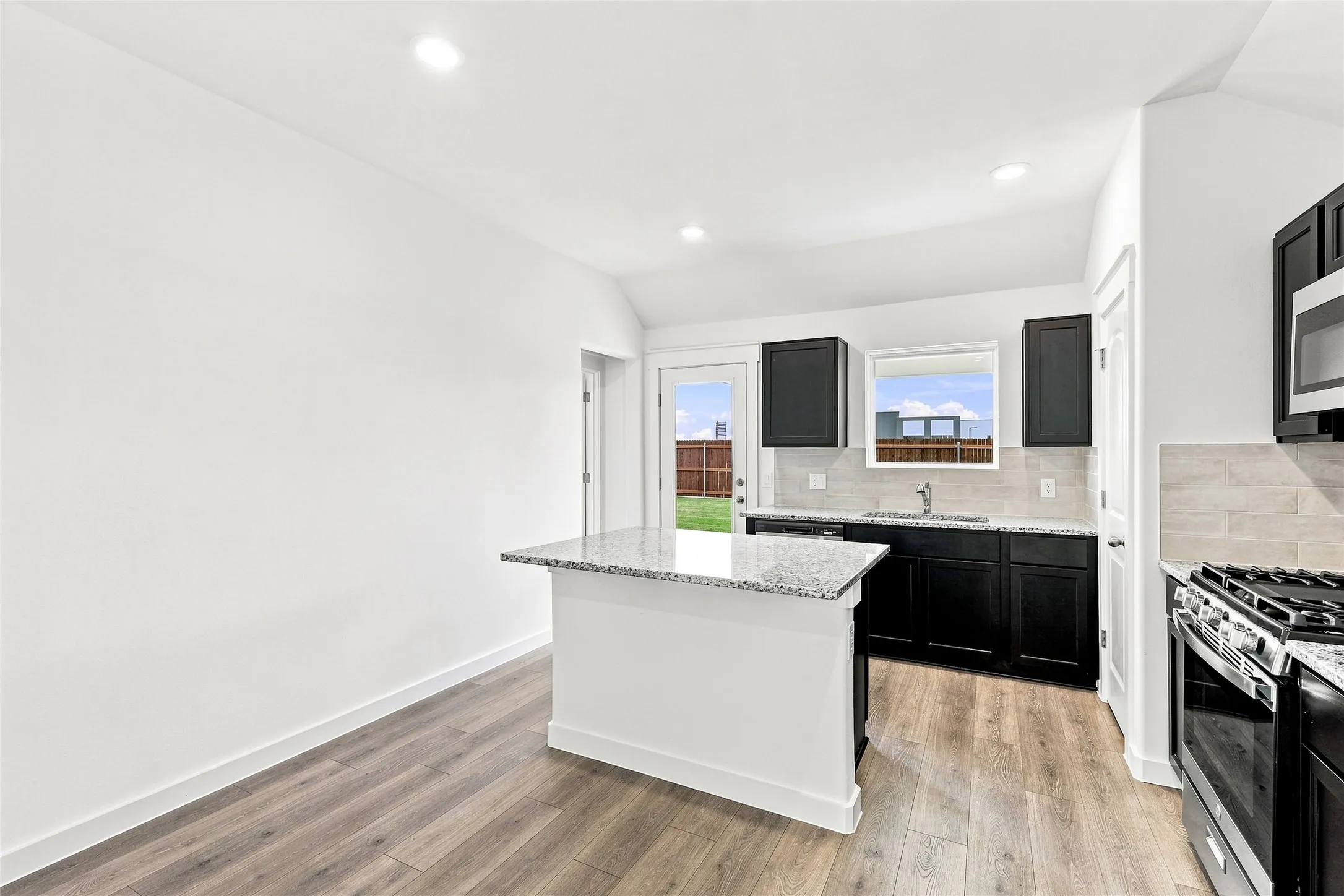 Single Family Residence For Sale in Kaufman County , 1024 Barkers Pond Avenue, Forney, Texas 75126, 3 Bedroom, 2 Bathroom, 2 Garage spaces, 1,518 Sqft, built in 2026, mls#21263984, Real Estate Agent in Forney, Homes For Sale in Kaufman county, Homes For Sale in Forney, Realtor in Forney Texas, Real Estate Brokerage Independent Realty Texas, Luminita Cordes Realtor