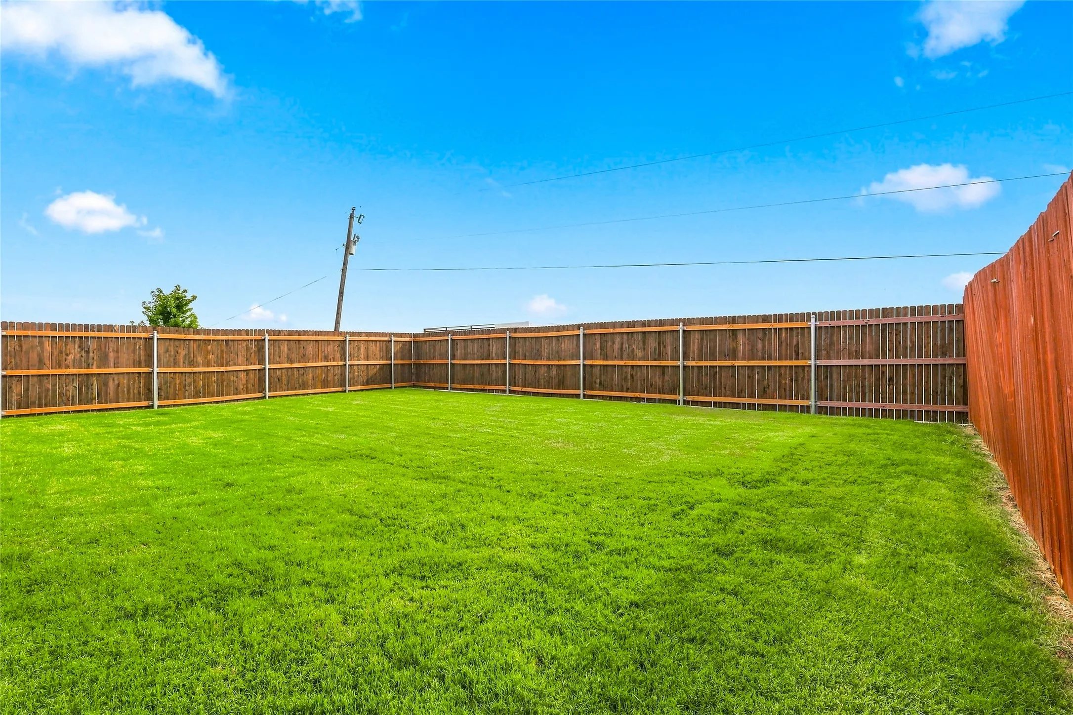 Single Family Residence For Sale in Kaufman County , 1024 Barkers Pond Avenue, Forney, Texas 75126, 3 Bedroom, 2 Bathroom, 2 Garage spaces, 1,518 Sqft, built in 2026, mls#21263984, Real Estate Agent in Forney, Homes For Sale in Kaufman county, Homes For Sale in Forney, Realtor in Forney Texas, Real Estate Brokerage Independent Realty Texas, Luminita Cordes Realtor