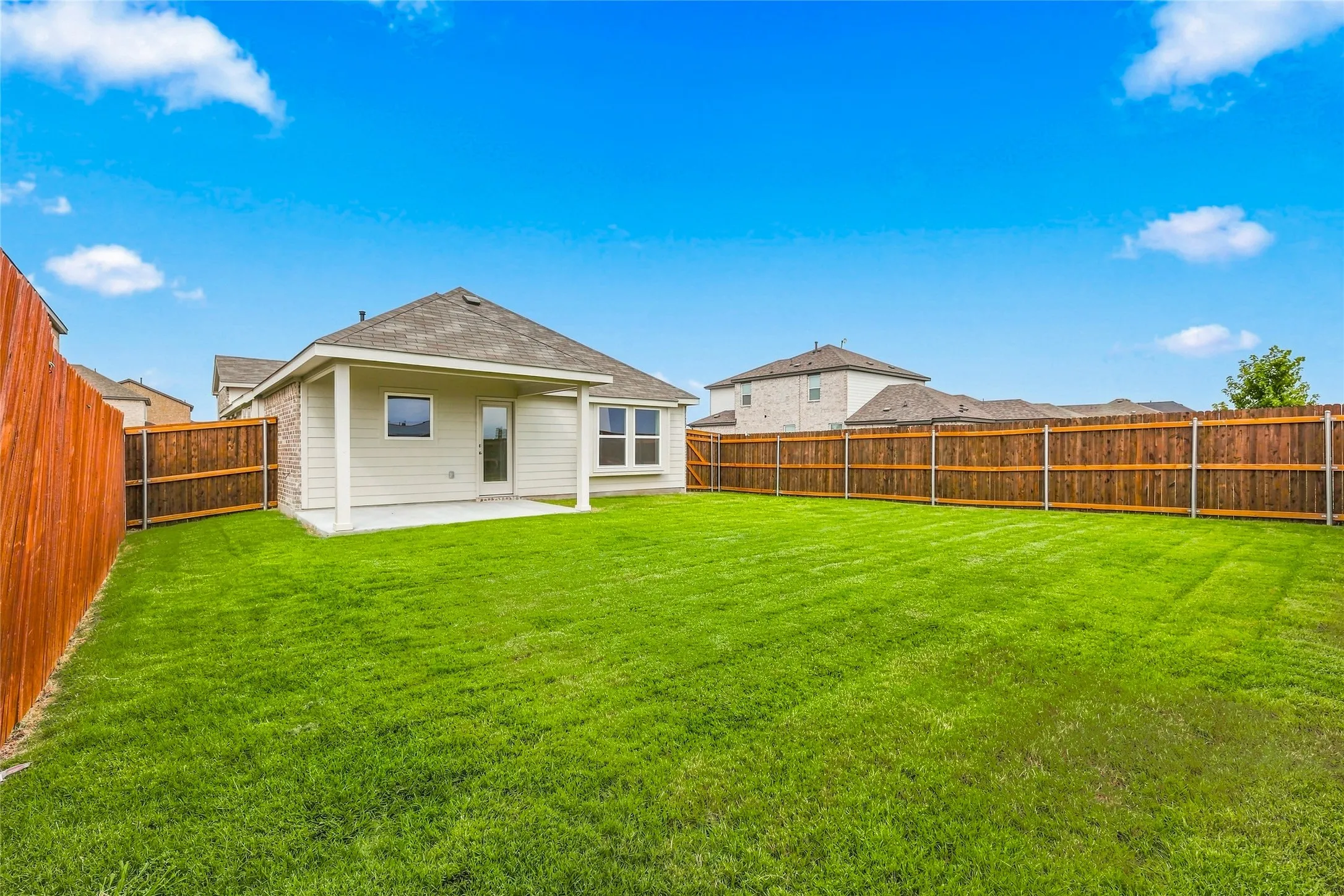 Single Family Residence For Sale in Kaufman County , 1024 Barkers Pond Avenue, Forney, Texas 75126, 3 Bedroom, 2 Bathroom, 2 Garage spaces, 1,518 Sqft, built in 2026, mls#21263984, Real Estate Agent in Forney, Homes For Sale in Kaufman county, Homes For Sale in Forney, Realtor in Forney Texas, Real Estate Brokerage Independent Realty Texas, Luminita Cordes Realtor