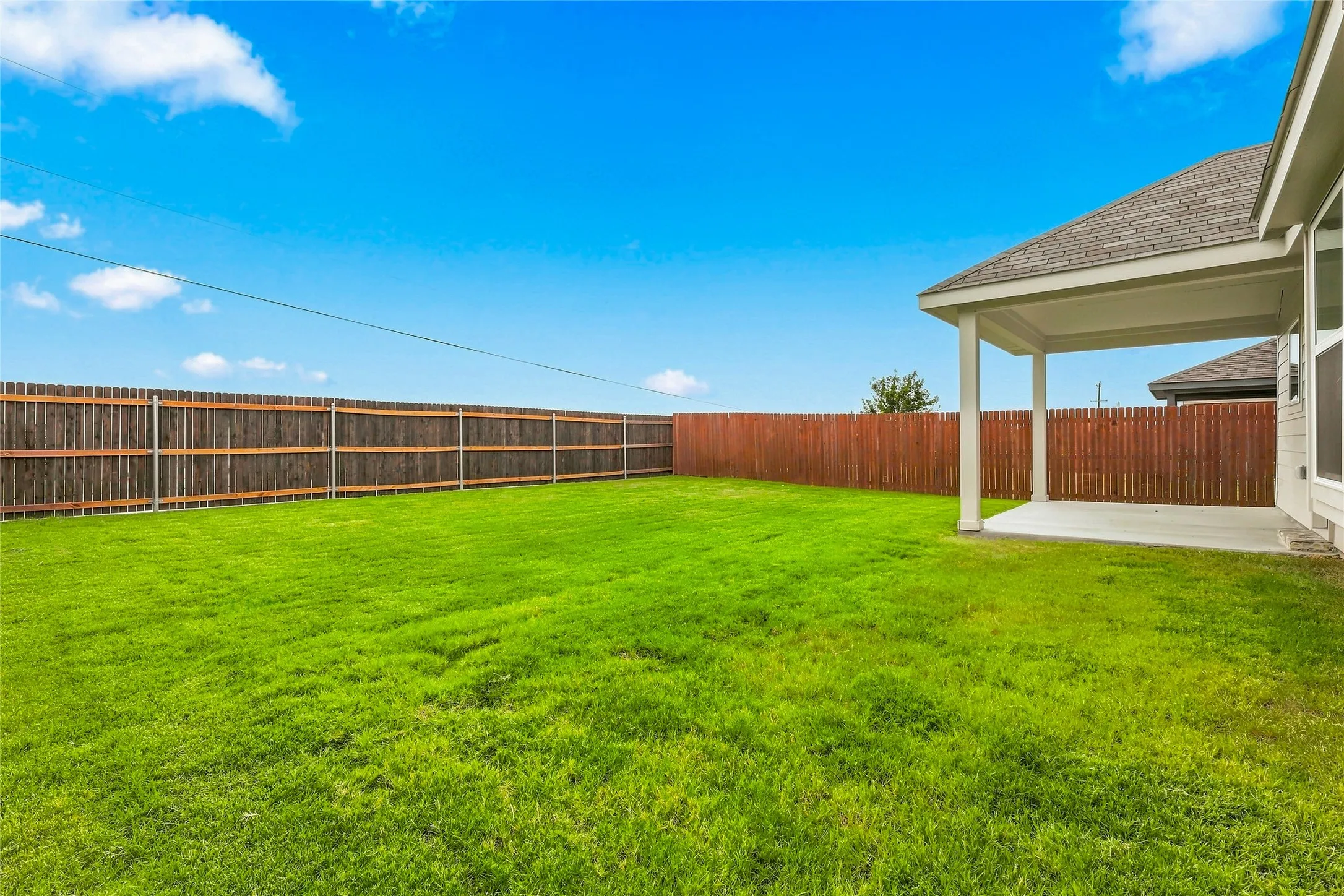 Single Family Residence For Sale in Kaufman County , 1024 Barkers Pond Avenue, Forney, Texas 75126, 3 Bedroom, 2 Bathroom, 2 Garage spaces, 1,518 Sqft, built in 2026, mls#21263984, Real Estate Agent in Forney, Homes For Sale in Kaufman county, Homes For Sale in Forney, Realtor in Forney Texas, Real Estate Brokerage Independent Realty Texas, Luminita Cordes Realtor