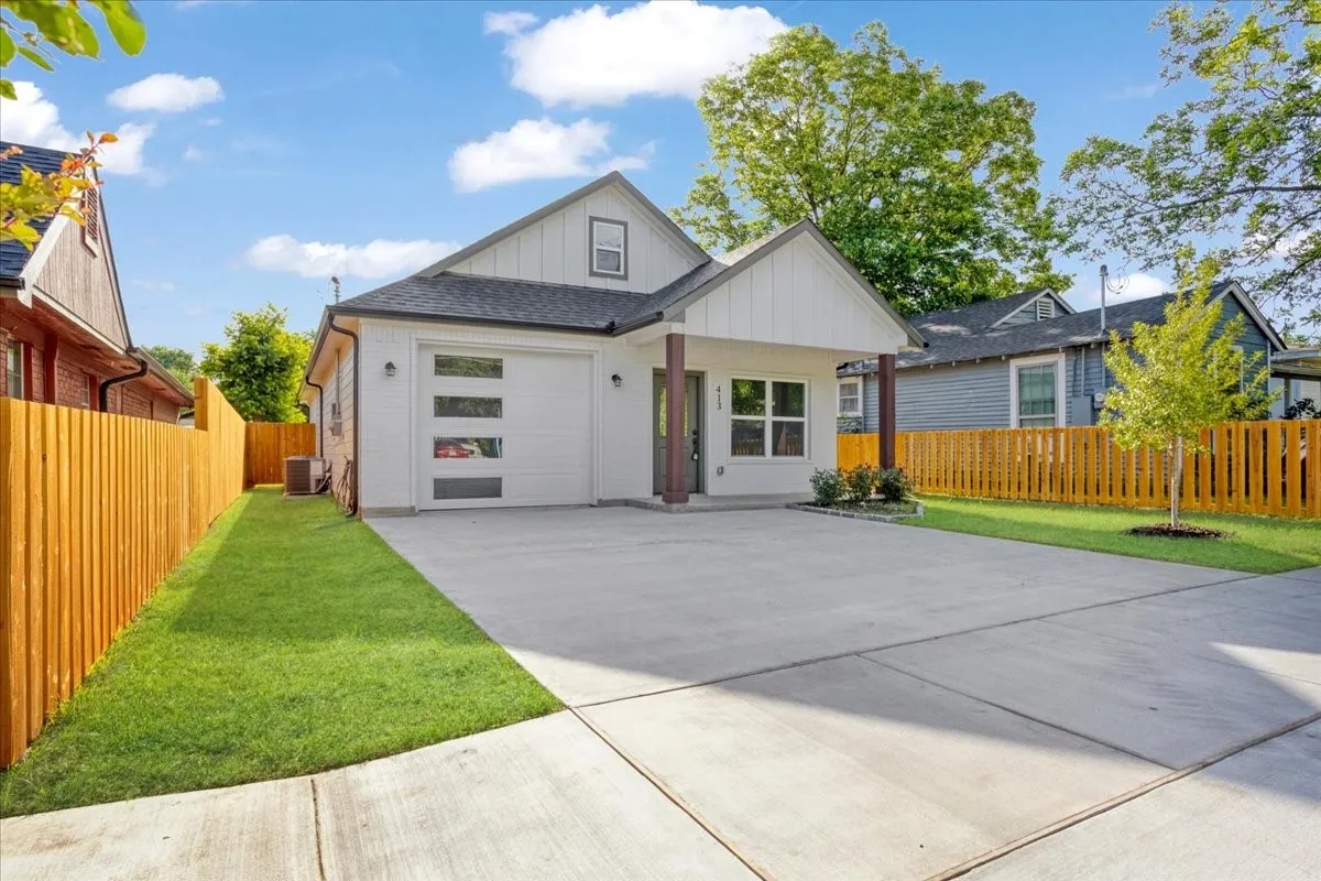 Single Family Residence For Sale in Grayson County , 413 N Colbert Avenue, Sherman, Texas 75090, 3 Bedroom, 2 Bathroom, 1 Garage spaces, 1,323 Sqft, built in 2025, mls#21263293, Real Estate Agent in Sherman, Homes For Sale in Grayson county, Homes For Sale in Sherman, Realtor in Sherman Texas, Real Estate Brokerage Independent Realty Texas, Luminita Cordes Realtor