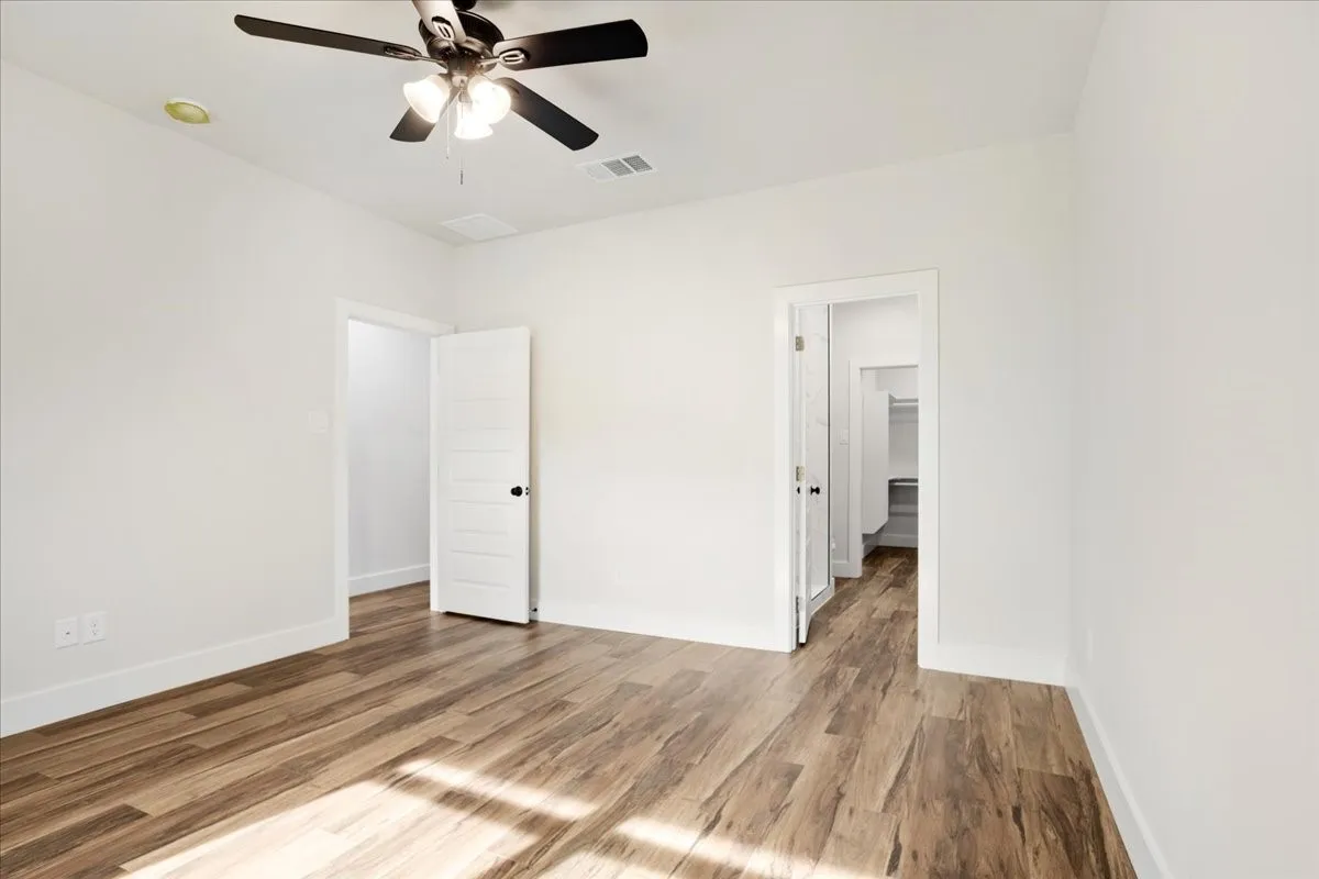 Single Family Residence For Sale in Grayson County , 413 N Colbert Avenue, Sherman, Texas 75090, 3 Bedroom, 2 Bathroom, 1 Garage spaces, 1,323 Sqft, built in 2025, mls#21263293, Real Estate Agent in Sherman, Homes For Sale in Grayson county, Homes For Sale in Sherman, Realtor in Sherman Texas, Real Estate Brokerage Independent Realty Texas, Luminita Cordes Realtor
