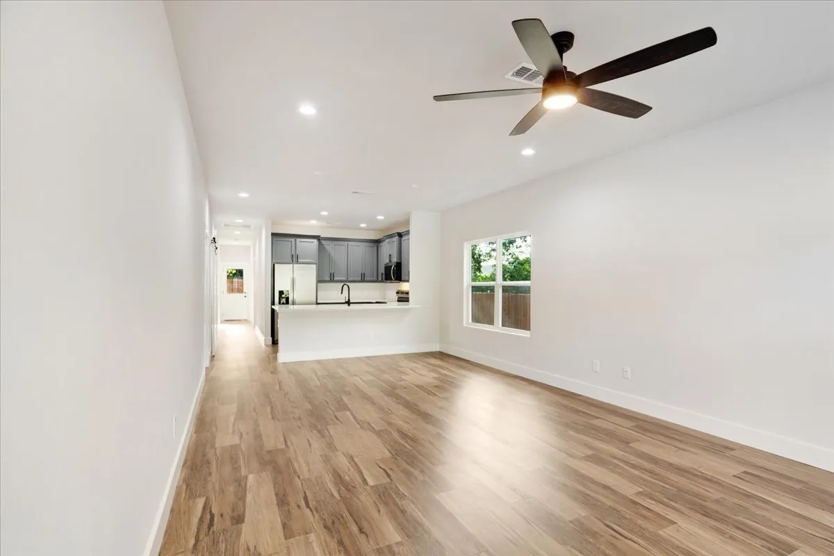 Single Family Residence For Sale in Grayson County , 413 N Colbert Avenue, Sherman, Texas 75090, 3 Bedroom, 2 Bathroom, 1 Garage spaces, 1,323 Sqft, built in 2025, mls#21263293, Real Estate Agent in Sherman, Homes For Sale in Grayson county, Homes For Sale in Sherman, Realtor in Sherman Texas, Real Estate Brokerage Independent Realty Texas, Luminita Cordes Realtor