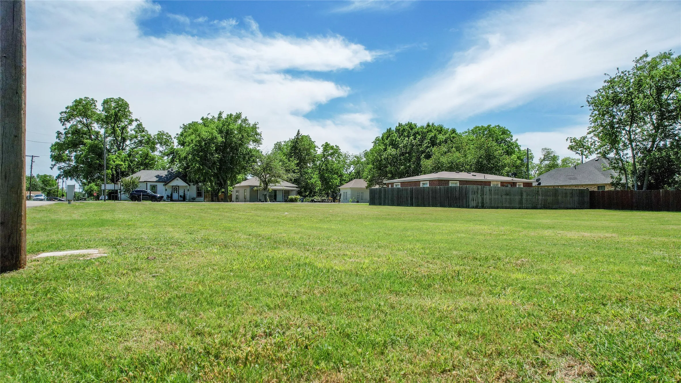 Unimproved Land For Sale in Collin County , 312 E Beech Street, Celina, Texas 75009, 0, 0, Garage spaces, 0 Sqft, built in 0, Price $475,000, mls#21263569, Real Estate Agent in Celina, Homes For Sale in Collin county, Homes For Sale in Celina, Realtor in Celina Texas, Real Estate Brokerage Independent Realty Texas, Luminita Cordes Realtor