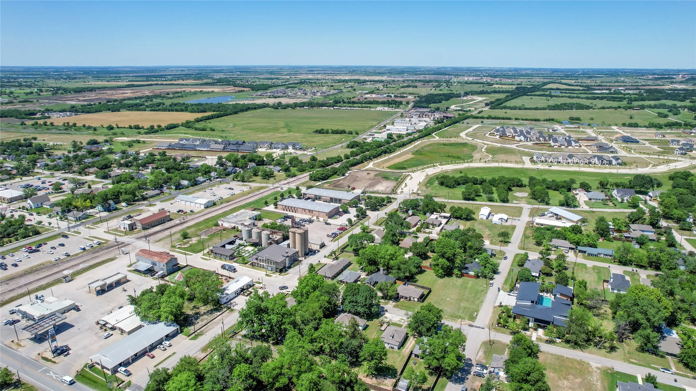 Unimproved Land For Sale in Collin County , 312 E Beech Street, Celina, Texas 75009, 0, 0, Garage spaces, 0 Sqft, built in 0, Price $475,000, mls#21263569, Real Estate Agent in Celina, Homes For Sale in Collin county, Homes For Sale in Celina, Realtor in Celina Texas, Real Estate Brokerage Independent Realty Texas, Luminita Cordes Realtor
