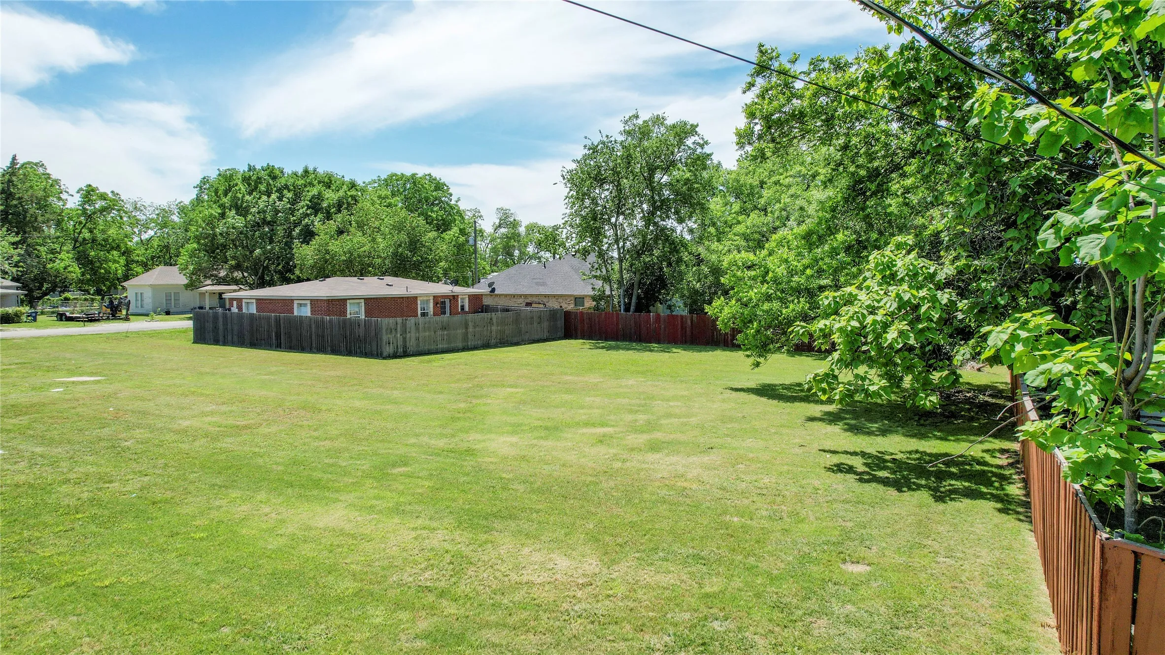 Unimproved Land For Sale in Collin County , 312 E Beech Street, Celina, Texas 75009, 0, 0, Garage spaces, 0 Sqft, built in 0, Price $475,000, mls#21263569, Real Estate Agent in Celina, Homes For Sale in Collin county, Homes For Sale in Celina, Realtor in Celina Texas, Real Estate Brokerage Independent Realty Texas, Luminita Cordes Realtor