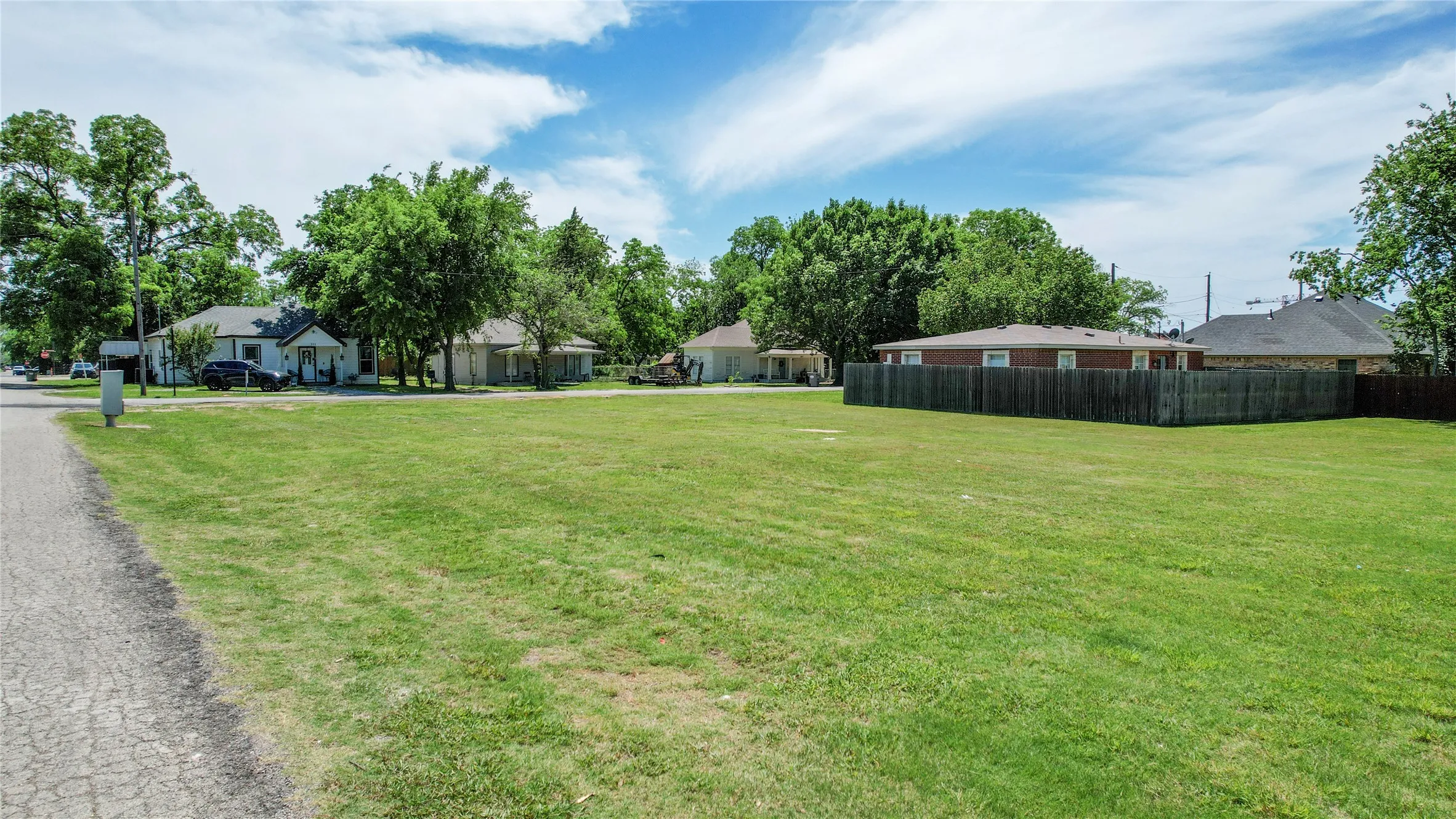 Unimproved Land For Sale in Collin County , 312 E Beech Street, Celina, Texas 75009, 0, 0, Garage spaces, 0 Sqft, built in 0, Price $475,000, mls#21263569, Real Estate Agent in Celina, Homes For Sale in Collin county, Homes For Sale in Celina, Realtor in Celina Texas, Real Estate Brokerage Independent Realty Texas, Luminita Cordes Realtor