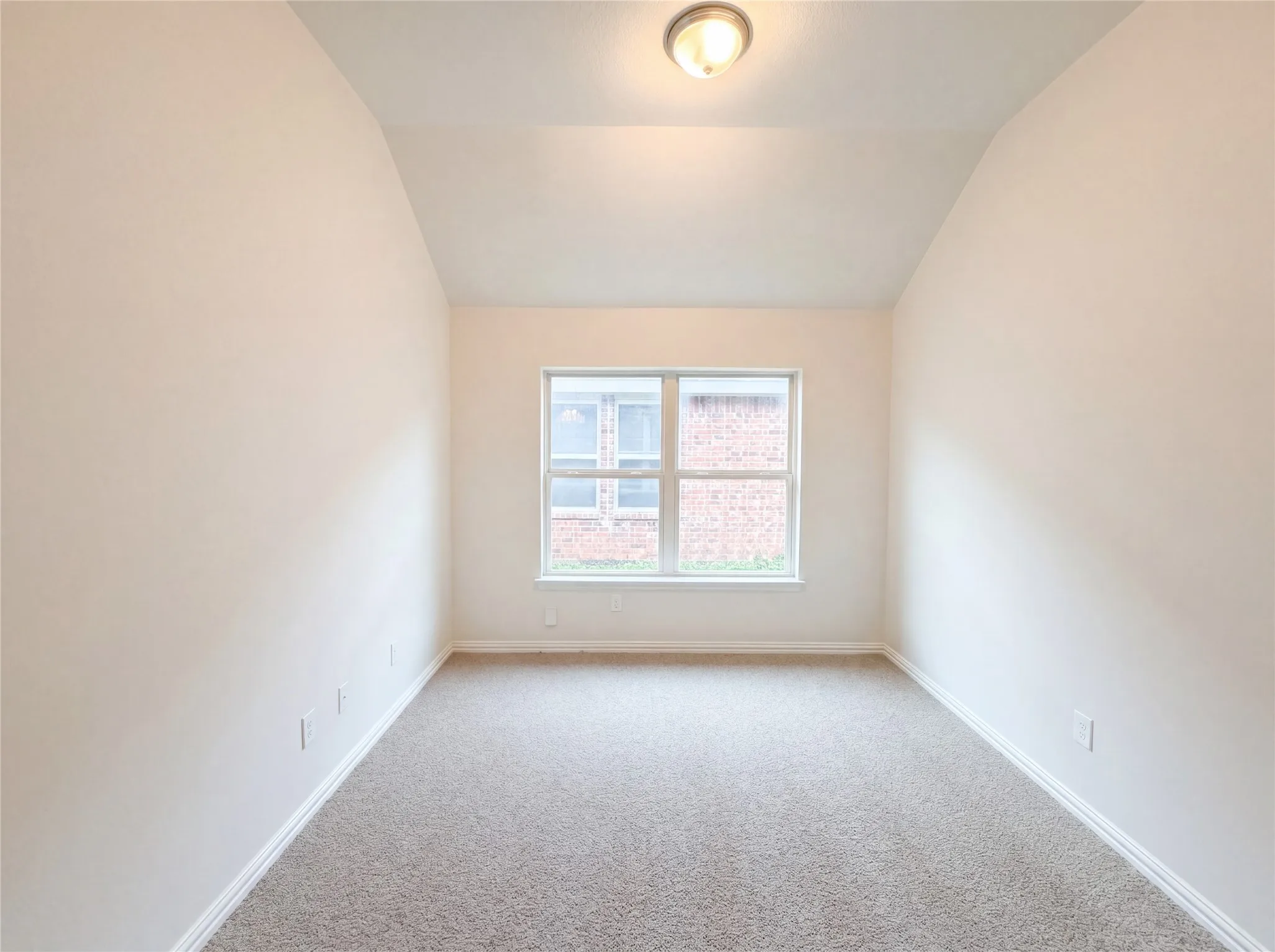 Single Family Residence For Sale in Denton County , 1605 Nighthawk Drive, Little Elm, Texas 75068, 3 Bedroom, 2 Bathroom, 2 Garage spaces, 1,979 Sqft, built in 2008, mls#21265049, Real Estate Agent in Little Elm, Homes For Sale in Denton county, Homes For Sale in Little Elm, Realtor in Little Elm Texas, Real Estate Brokerage Independent Realty Texas, Luminita Cordes Realtor