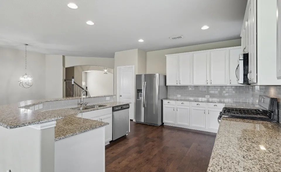 Single Family Residence For Sale in Denton County , 2509 Castle Creek Drive, Little Elm, Texas 75068, 5 Bedroom, 4 Bathroom, 2 Garage spaces, 3,485 Sqft, built in 2014, mls#21259126, Real Estate Agent in Little Elm, Homes For Sale in Denton county, Homes For Sale in Little Elm, Realtor in Little Elm Texas, Real Estate Brokerage Independent Realty Texas, Luminita Cordes Realtor