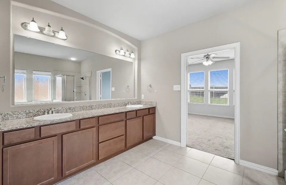 Single Family Residence For Sale in Denton County , 2509 Castle Creek Drive, Little Elm, Texas 75068, 5 Bedroom, 4 Bathroom, 2 Garage spaces, 3,485 Sqft, built in 2014, mls#21259126, Real Estate Agent in Little Elm, Homes For Sale in Denton county, Homes For Sale in Little Elm, Realtor in Little Elm Texas, Real Estate Brokerage Independent Realty Texas, Luminita Cordes Realtor